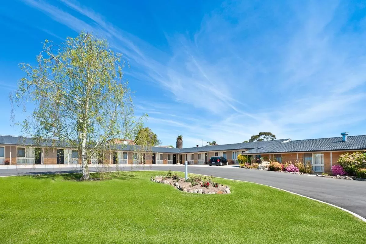 Property building in Bega Village Motor Inn