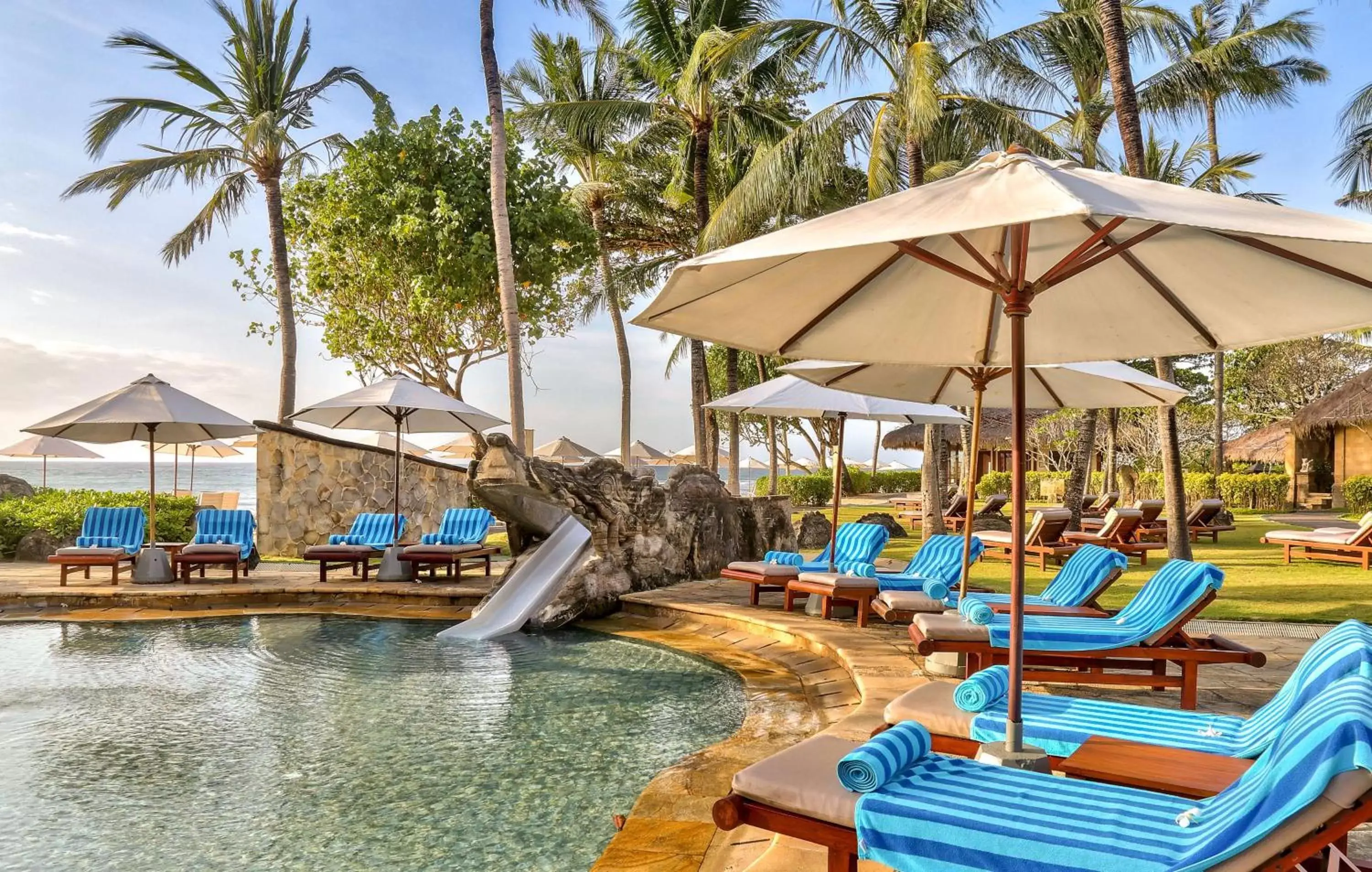 Pool view, Swimming Pool in Hilton Bali Resort