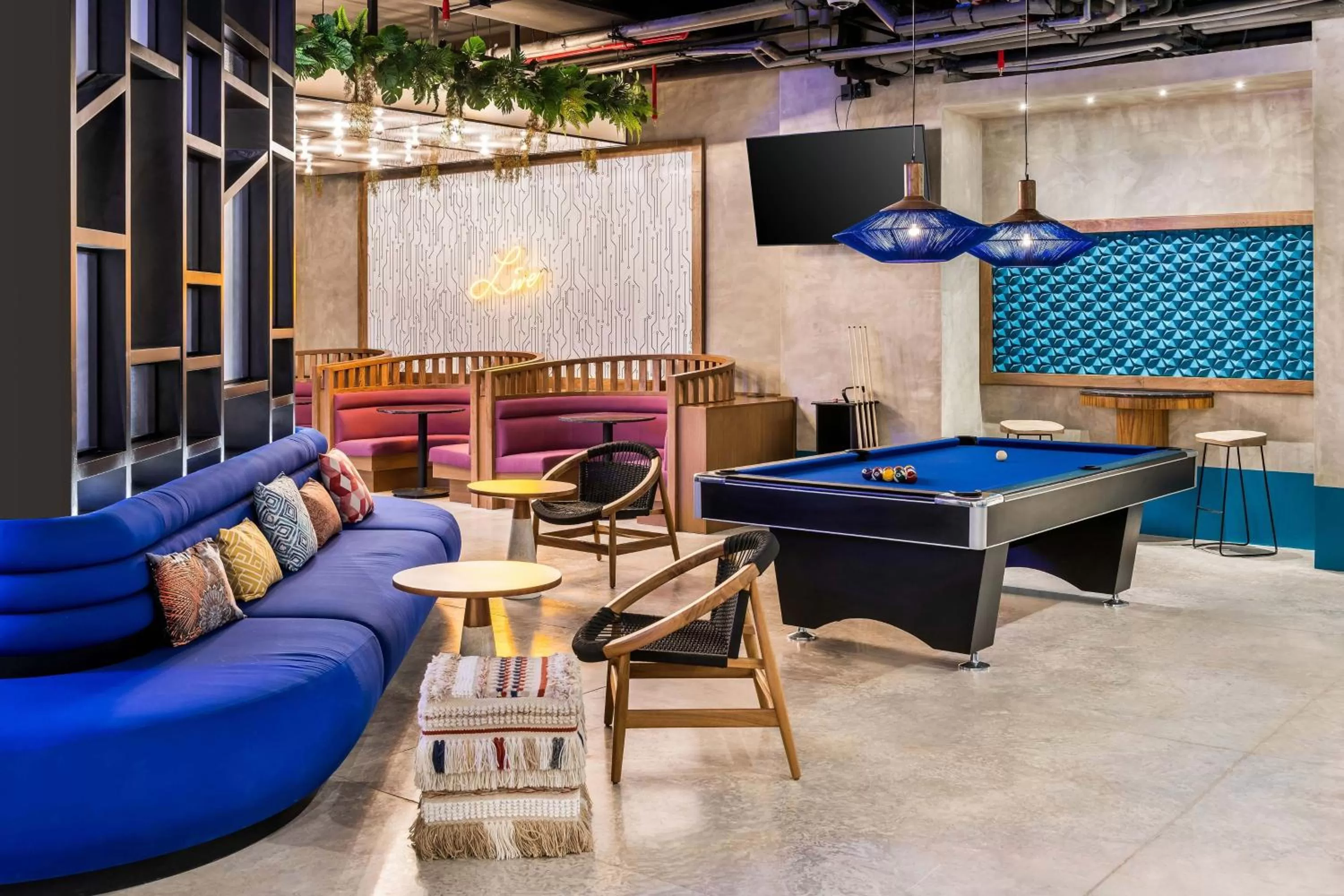 Lounge or bar in Aloft Tulum