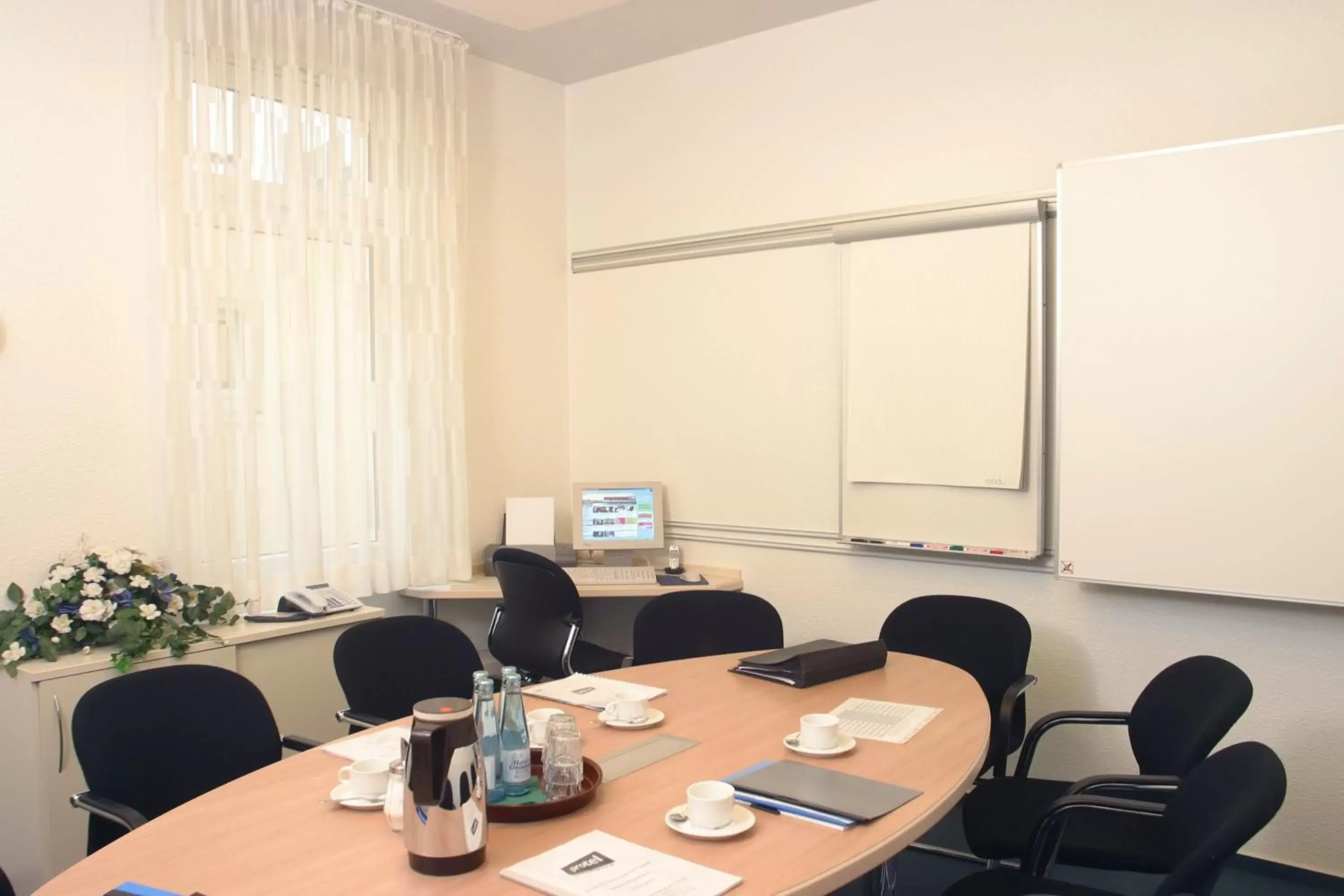 Meeting/conference room in Hotel Stadt Hannover