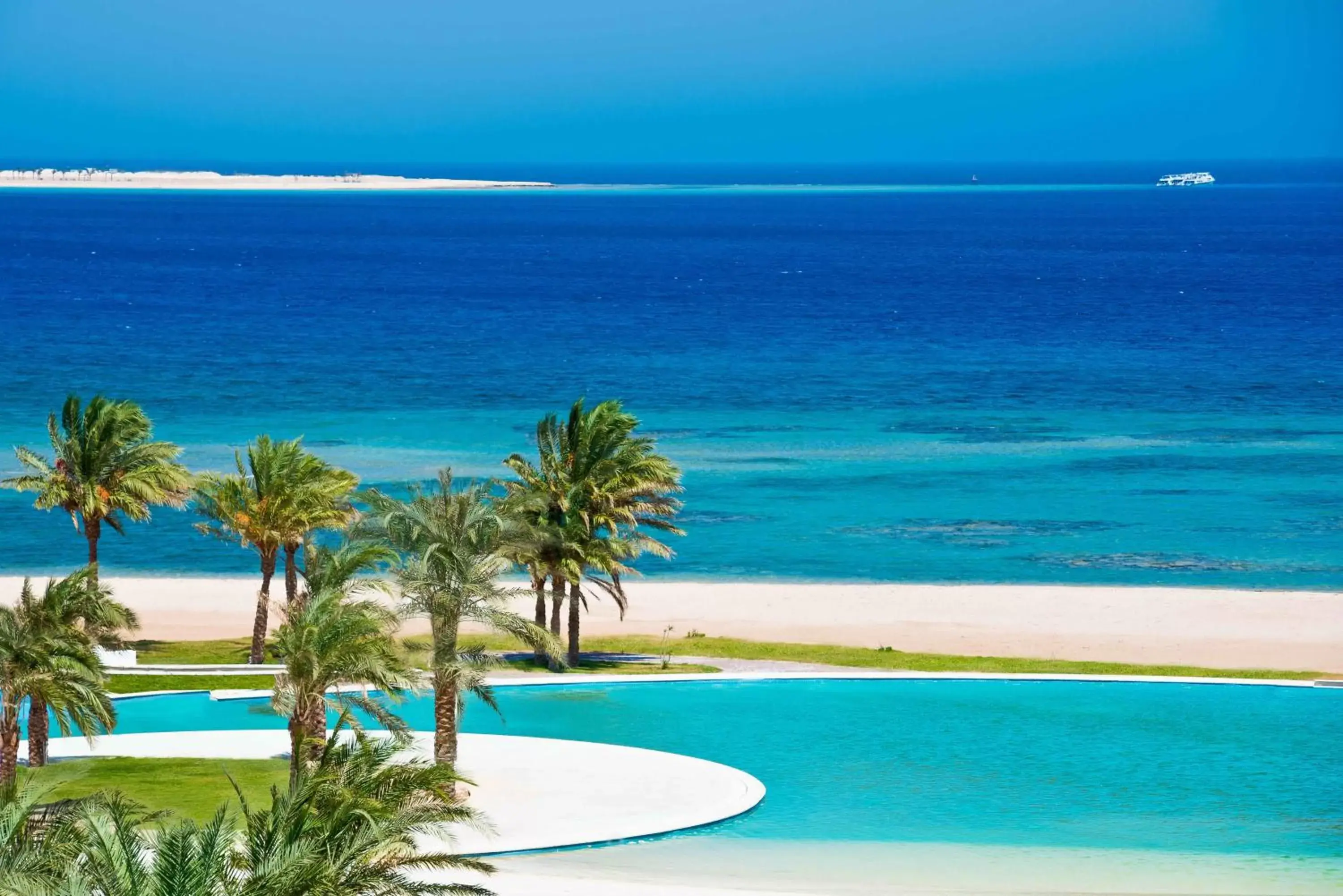 Beach, Swimming Pool in Baron Palace Sahl Hasheesh