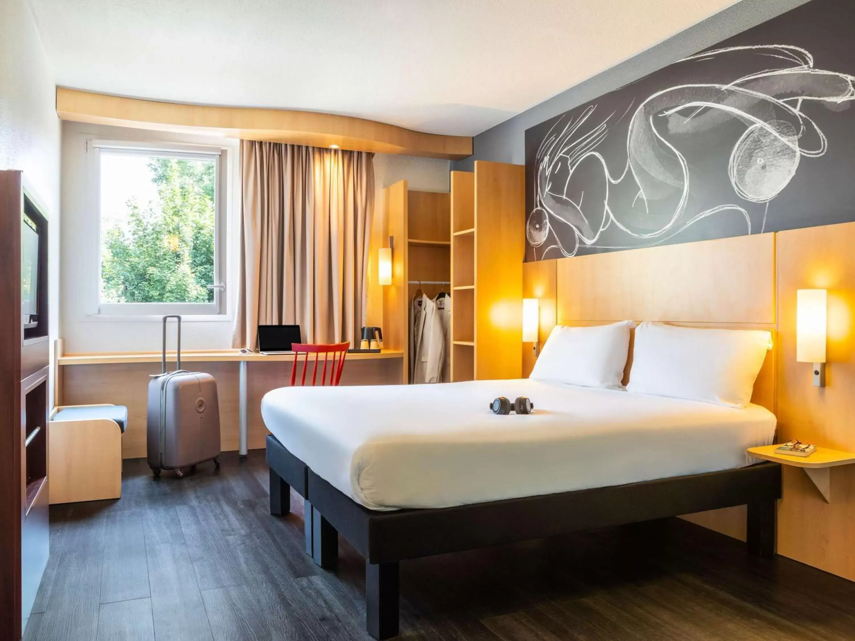 Bedroom, Bed in ibis Paris Meudon Velizy