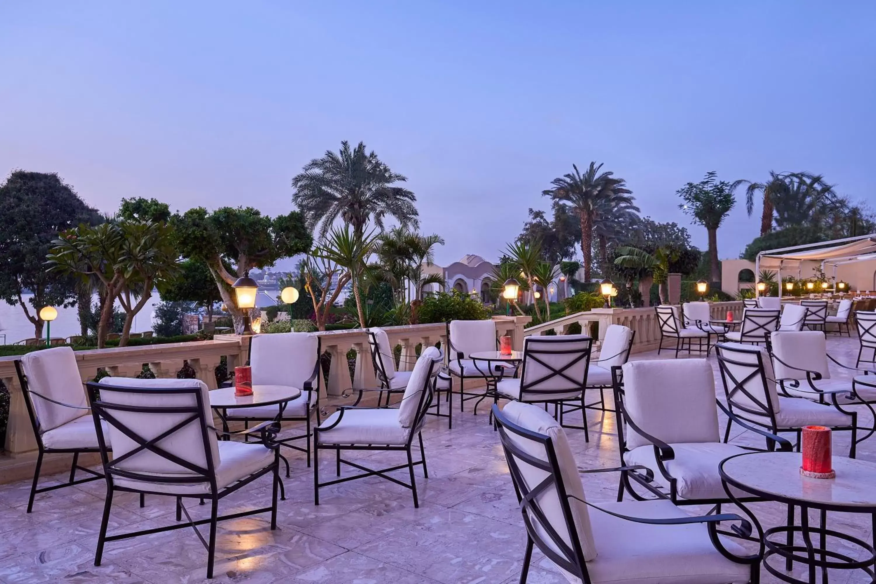 Patio, Restaurant/Places to Eat in Iberotel Luxor