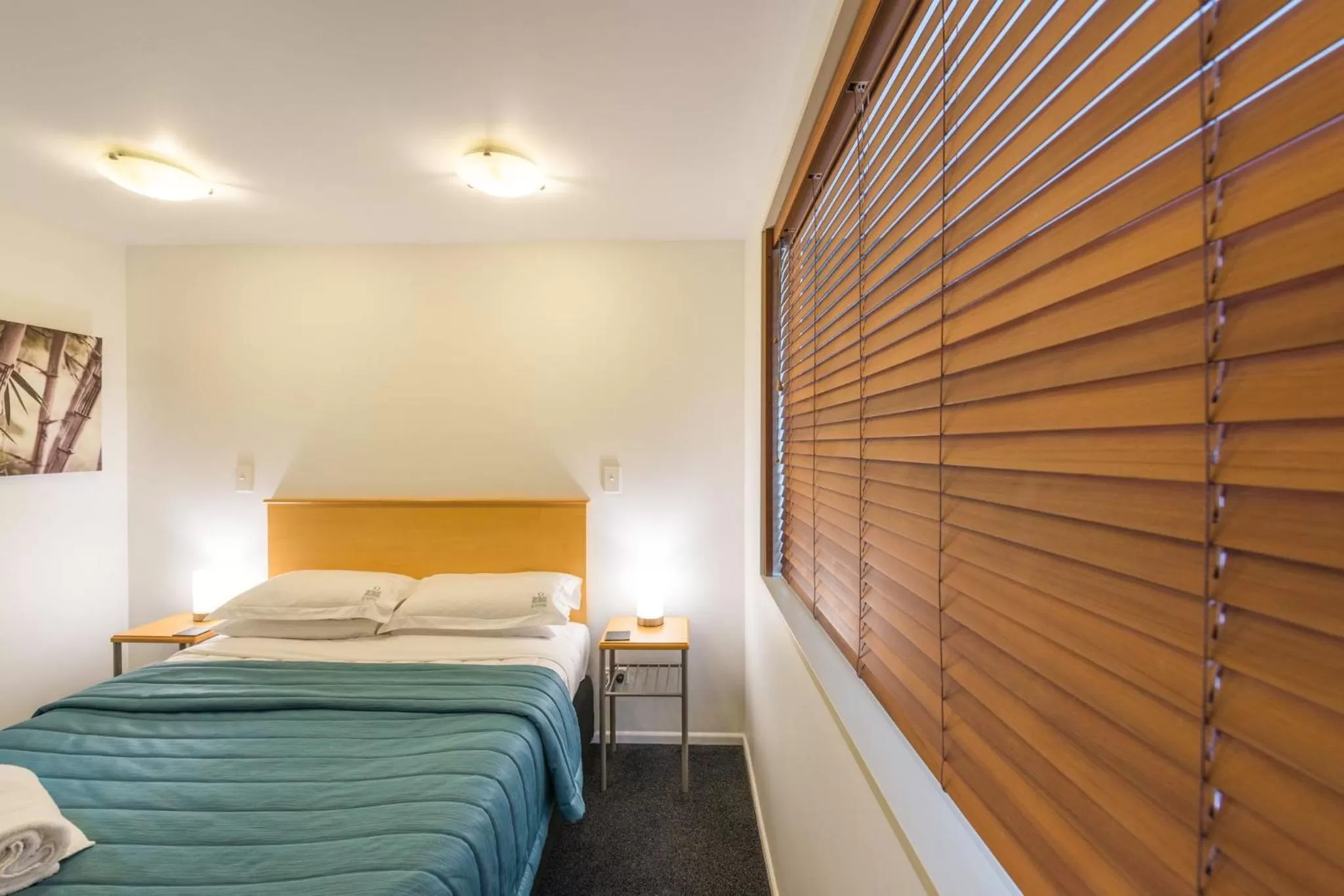 Bed in Roma On Riccarton Motel