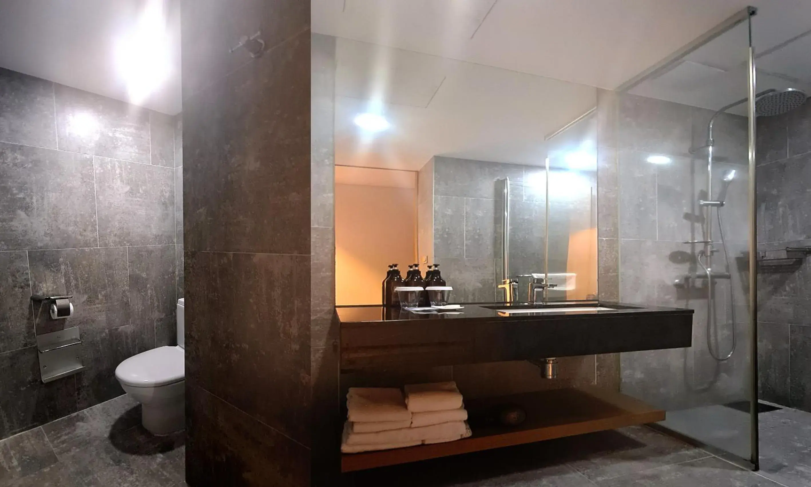 Bathroom in Saint Beach Hotel