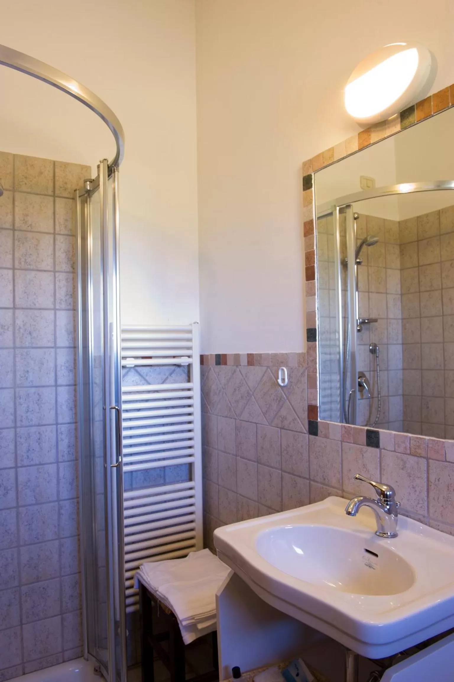 Shower in Le Macerine