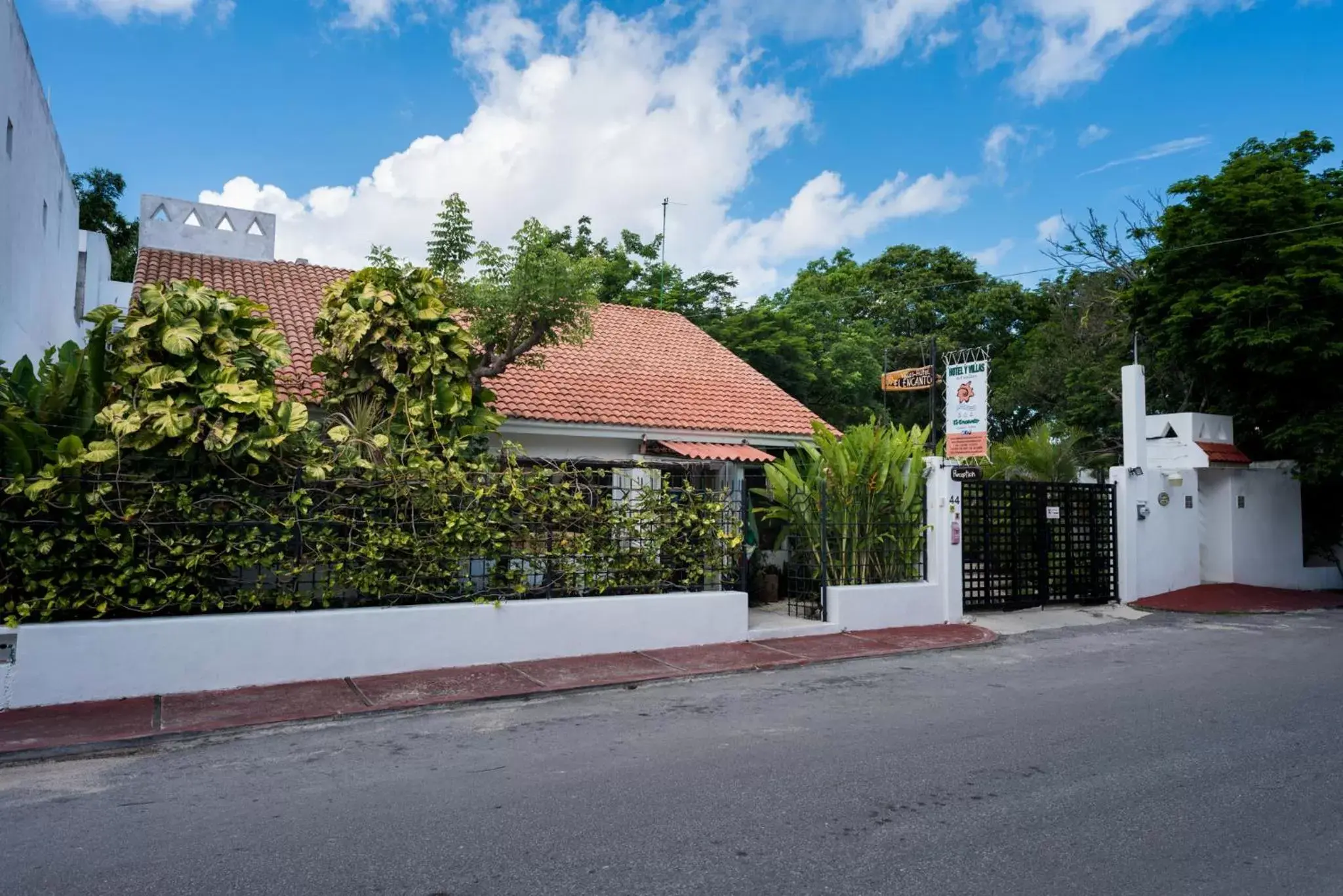 Facade/entrance, Property Building in Villas El Encanto Cozumel