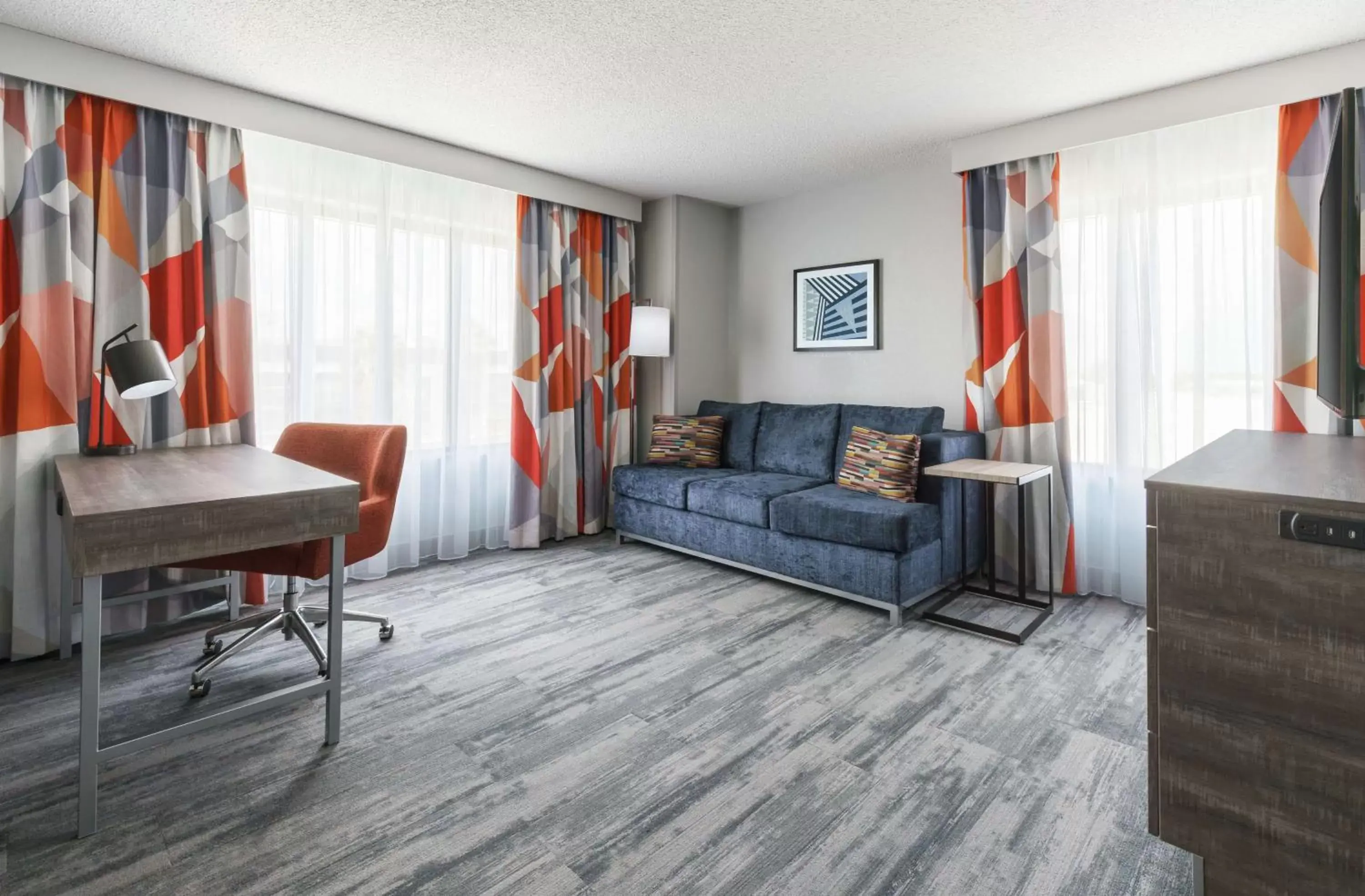 Bedroom in Hampton Inn & Suites Tampa Ybor City Downtown Bedroom in Hampton Inn & Suites Tampa Ybor City Downtown