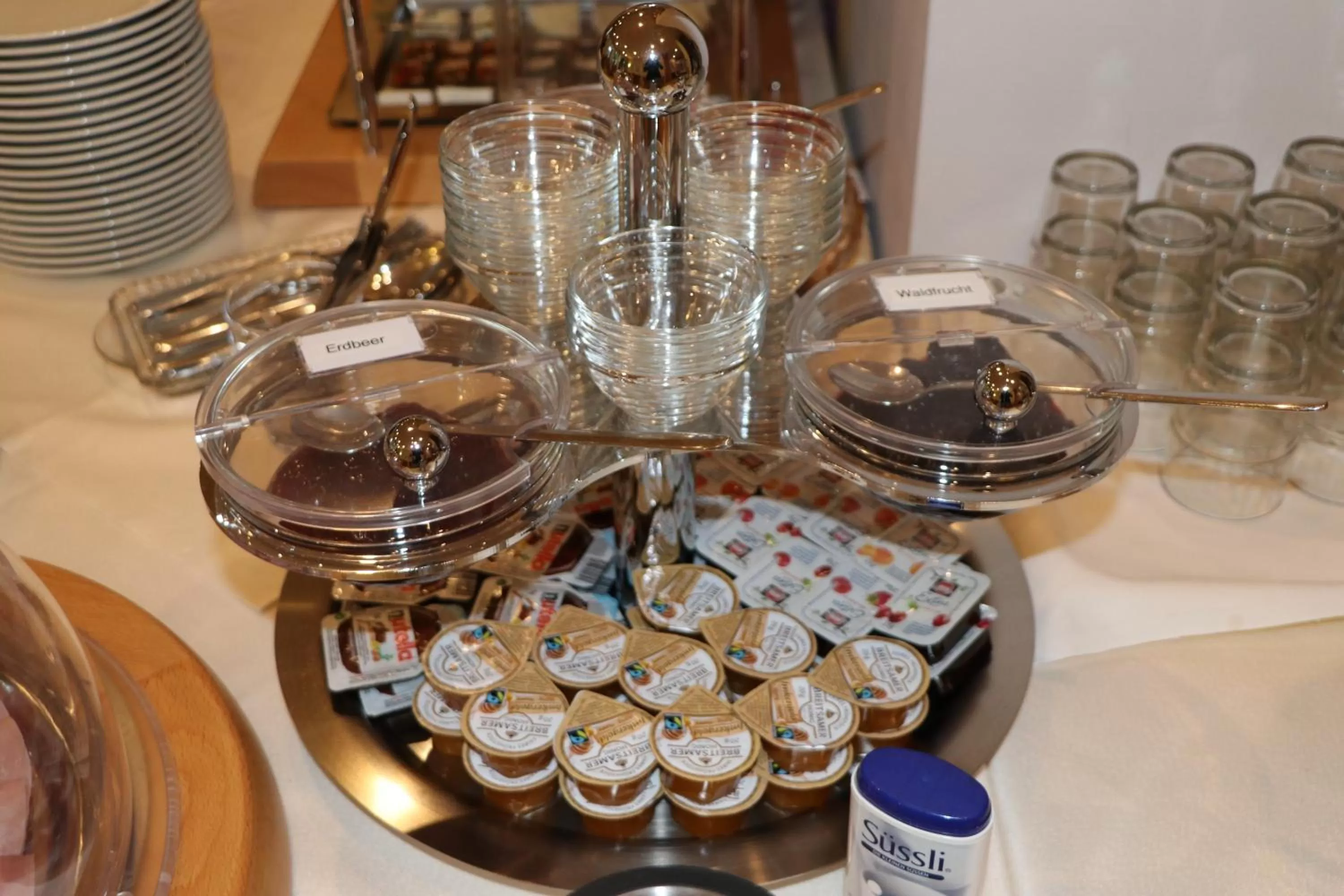 Buffet breakfast in Hotel Regina