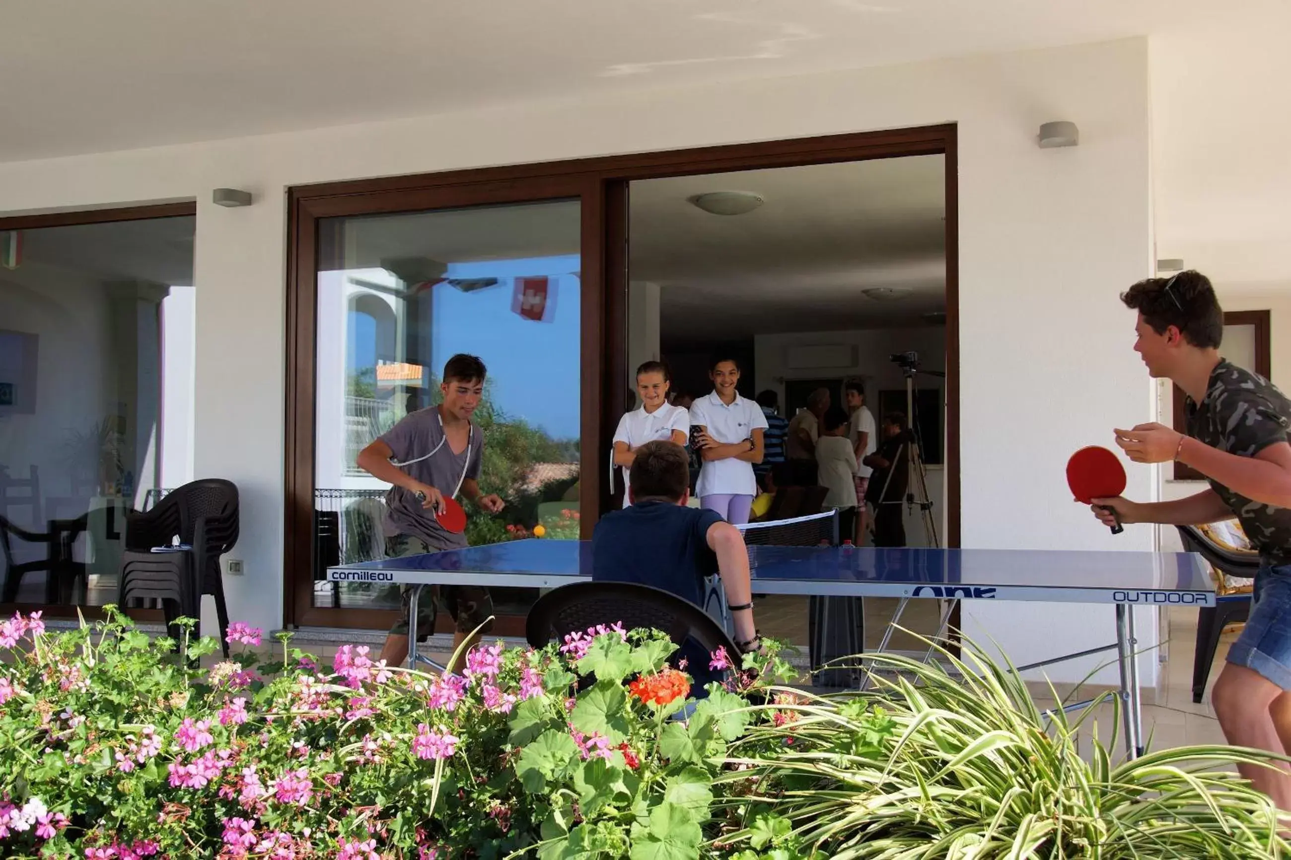 Table tennis in Hotel La Tartaruga Bianca