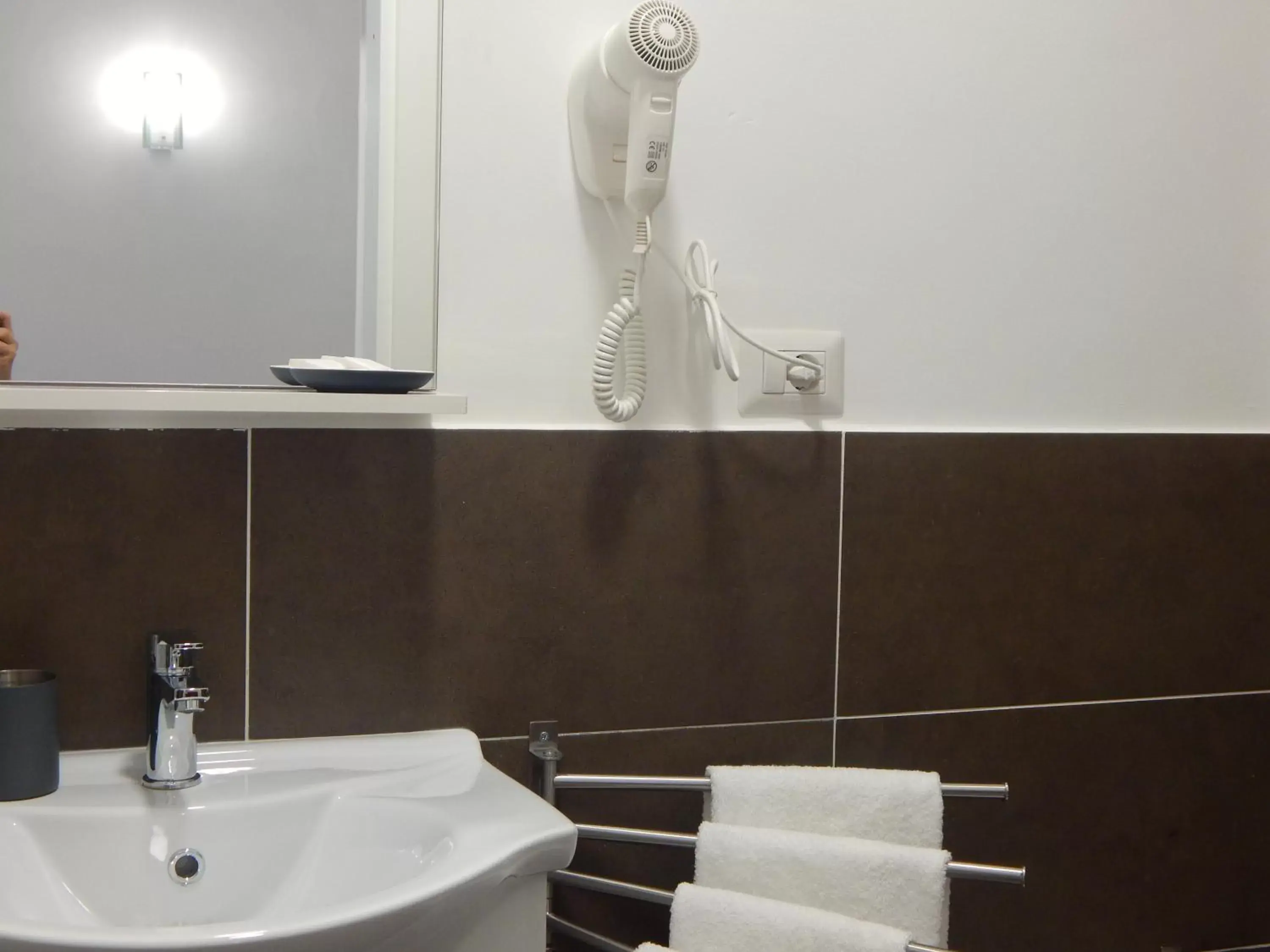 Bathroom in Roma Resort Colosseum