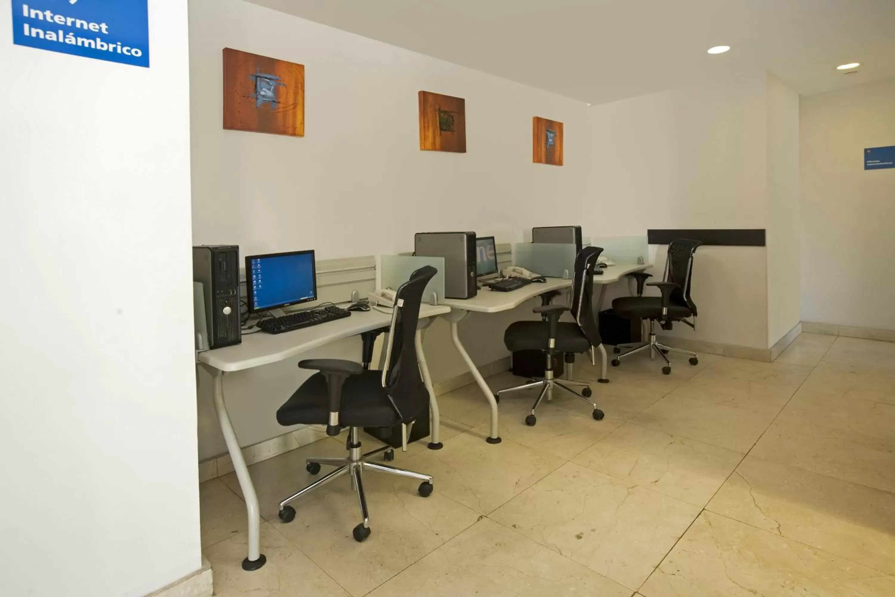 Business facilities in One Aguascalientes San Marcos