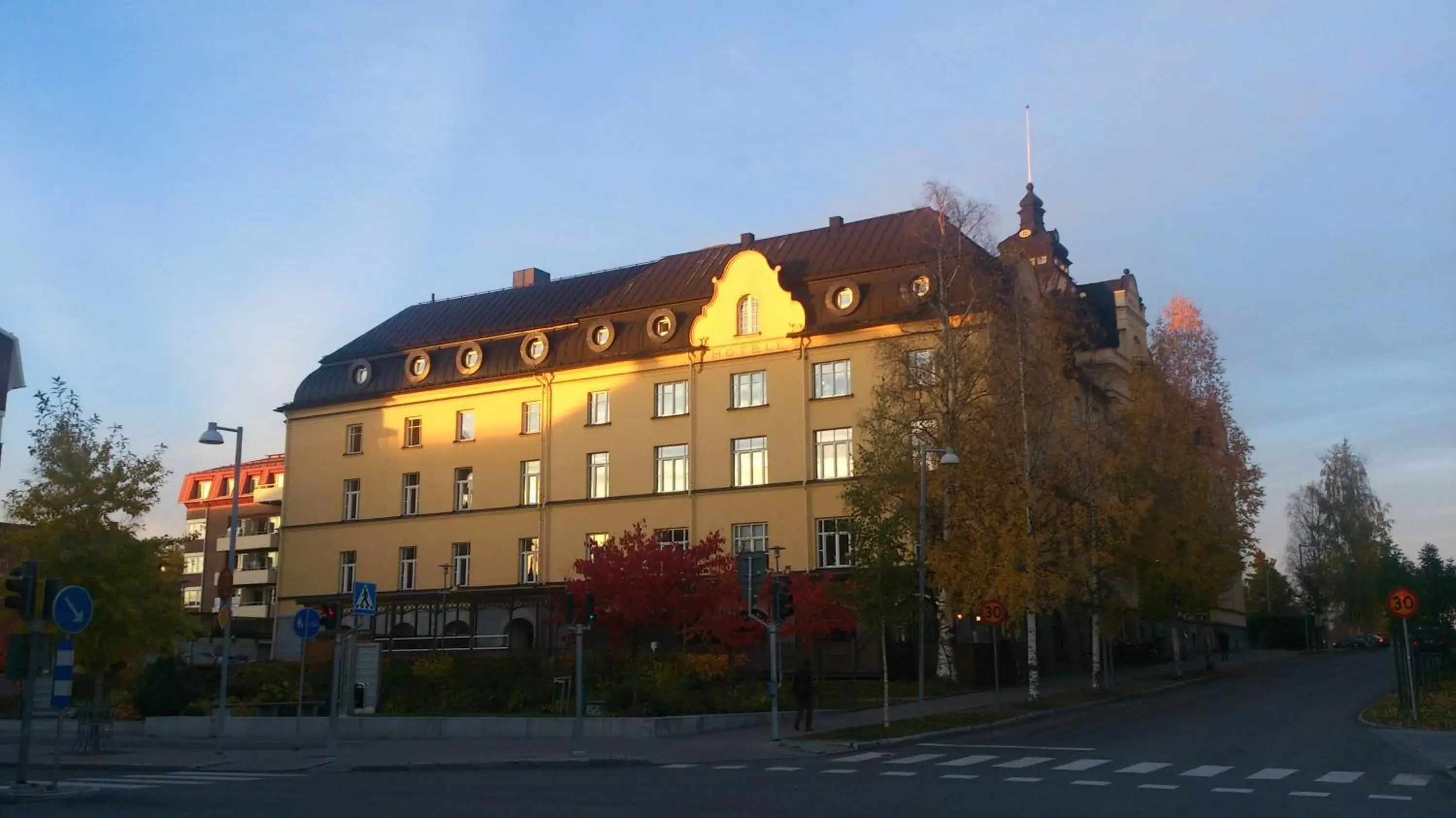 Facade/entrance in Piteå Stadshotell Facade/entrance in Piteå Stadshotell