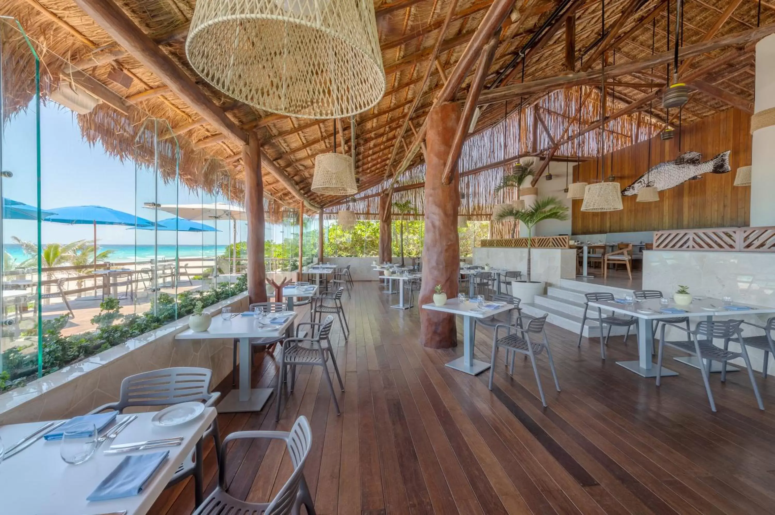 Restaurant/Places to Eat in Live Aqua Beach Resort Cancun