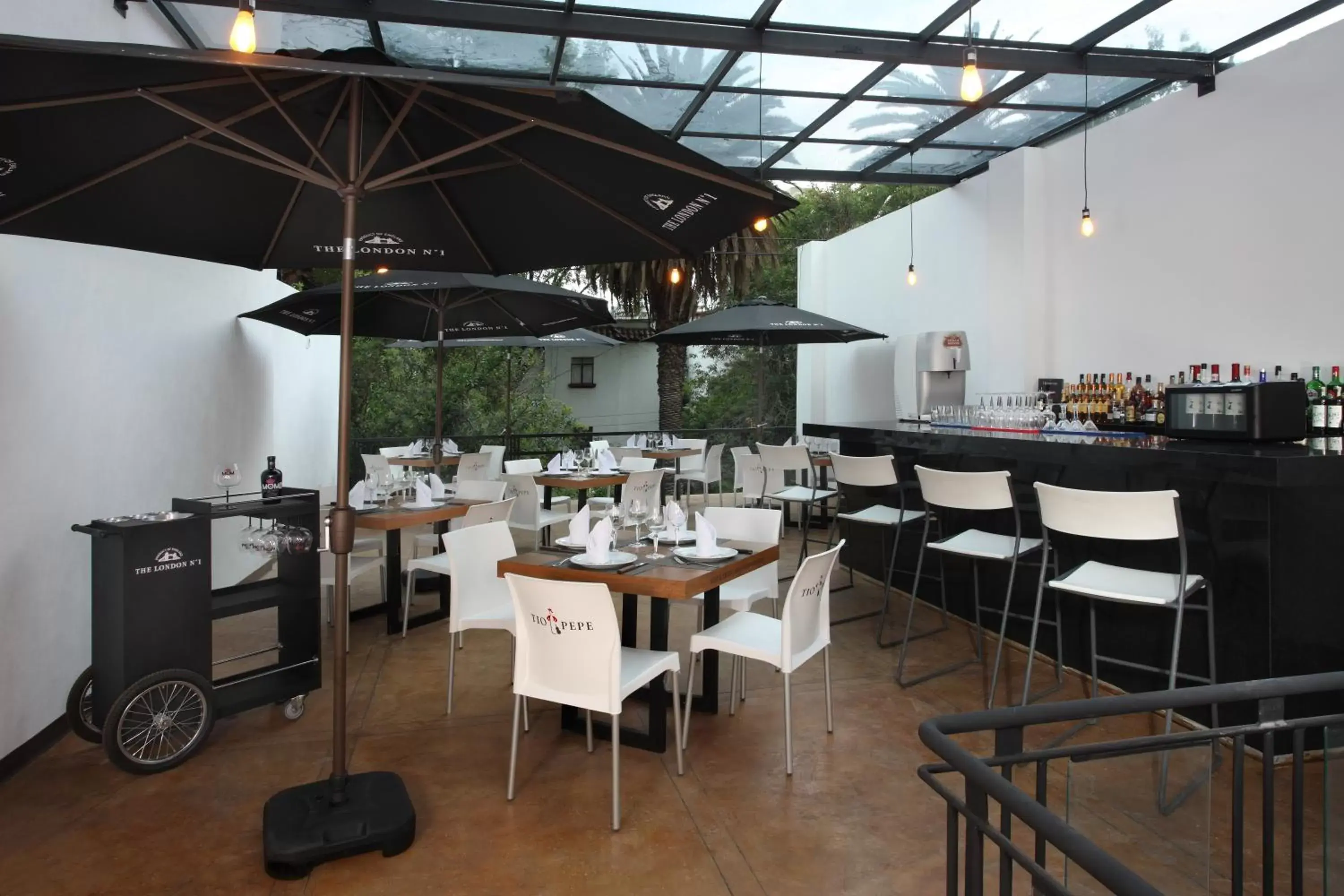 Lounge or bar, Restaurant/Places to Eat in Hotel Círculo Condesa