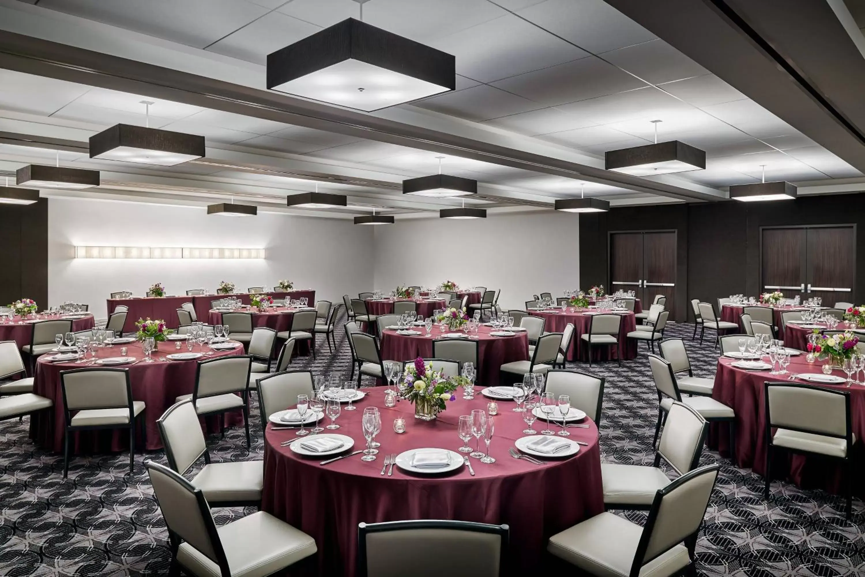 Meeting/conference room, Restaurant/Places to Eat in Hotel Chicago Downtown, Autograph Collection