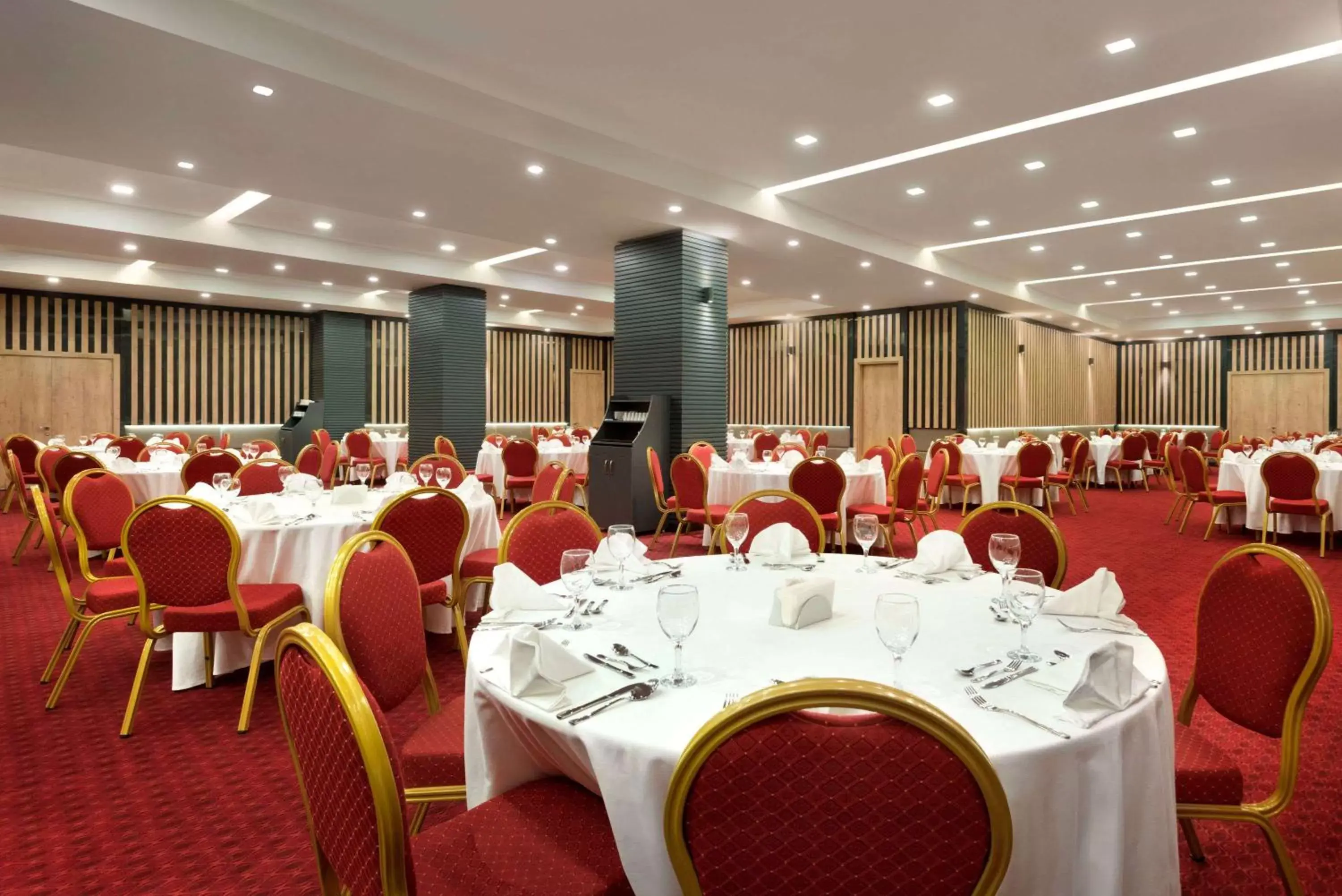 On site, Restaurant/Places to Eat in Ramada Encore Gebze