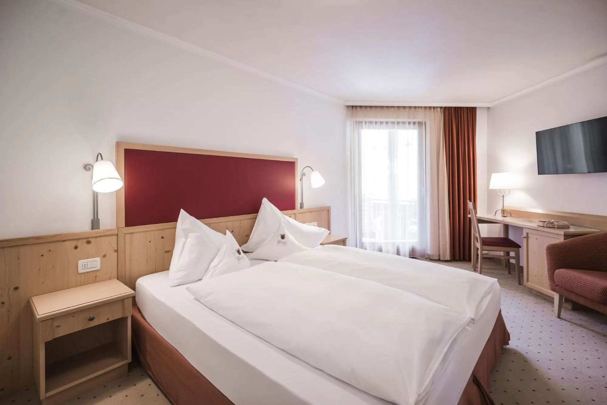 Bed in Vierbrunnenhof