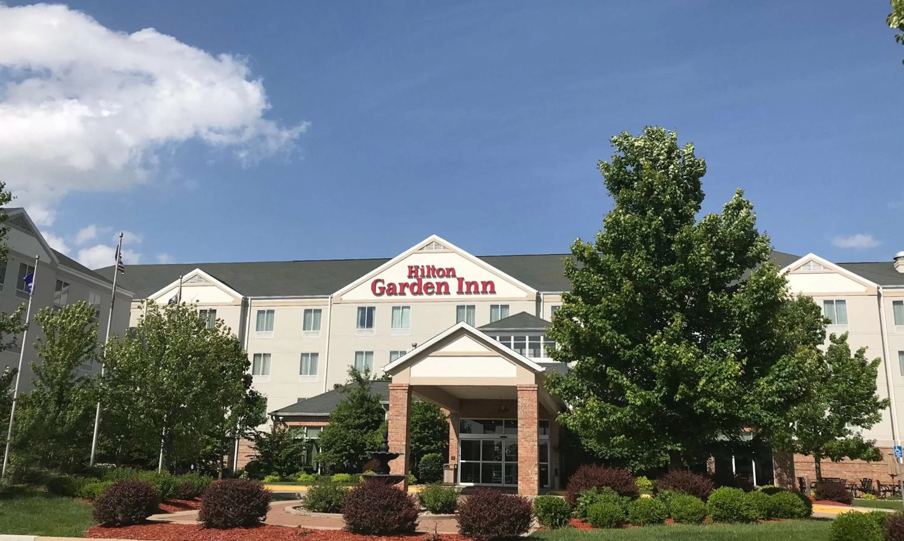 Property building in Hilton Garden Inn Columbia