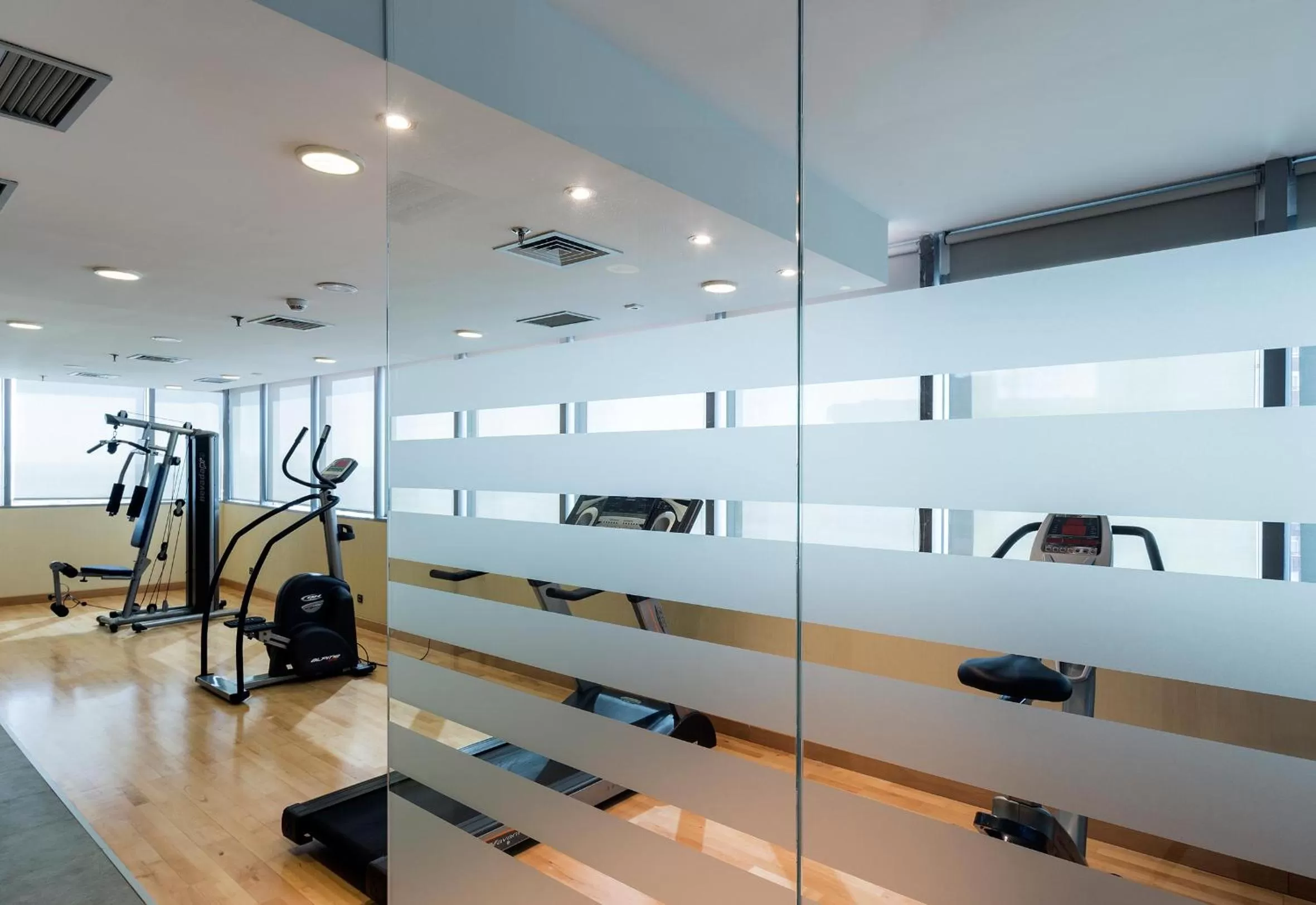 Fitness centre/facilities in LCB Hotel Fuenlabrada