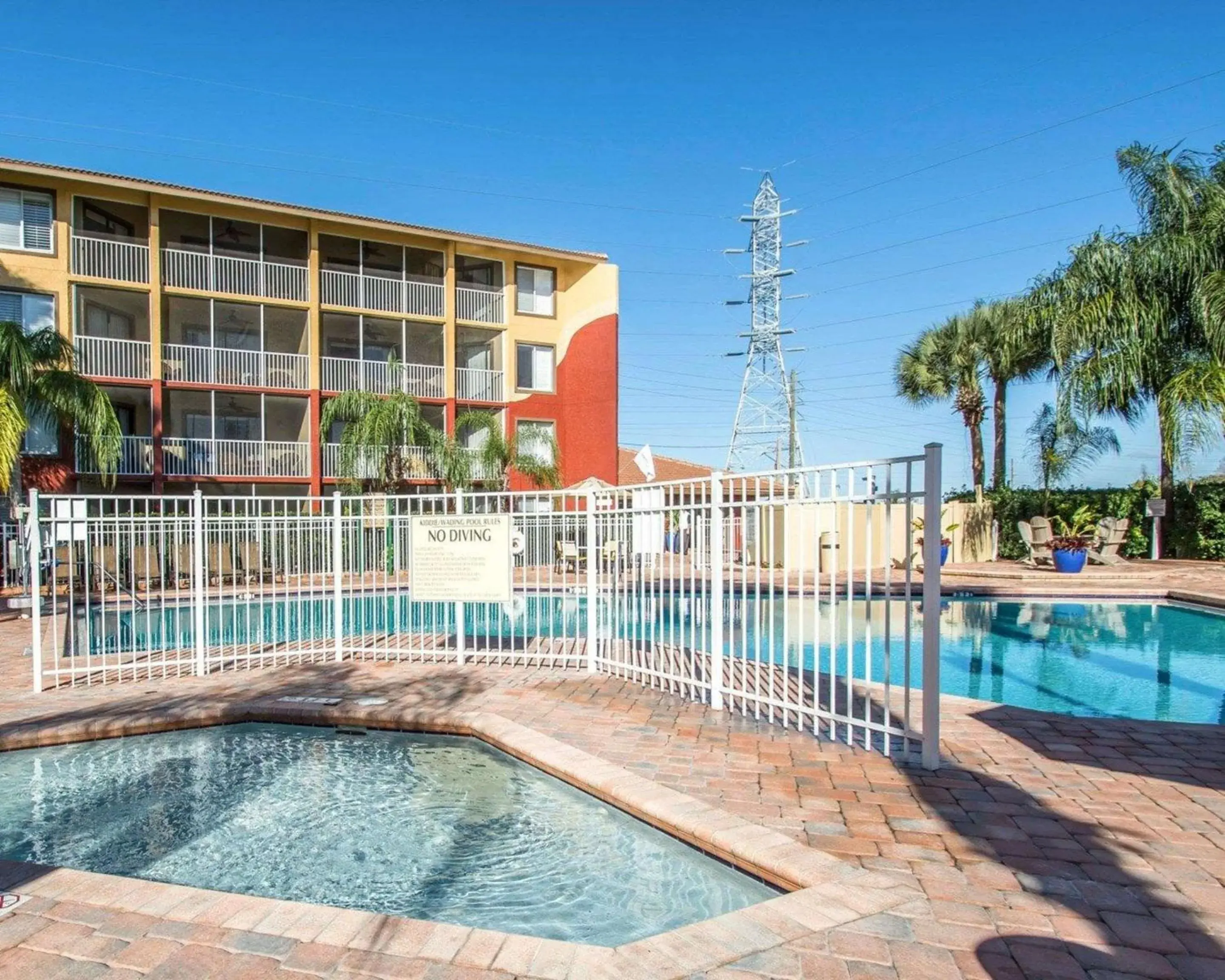 On site, Swimming Pool in Bluegreen Vacations Orlando's Sunshine Resort