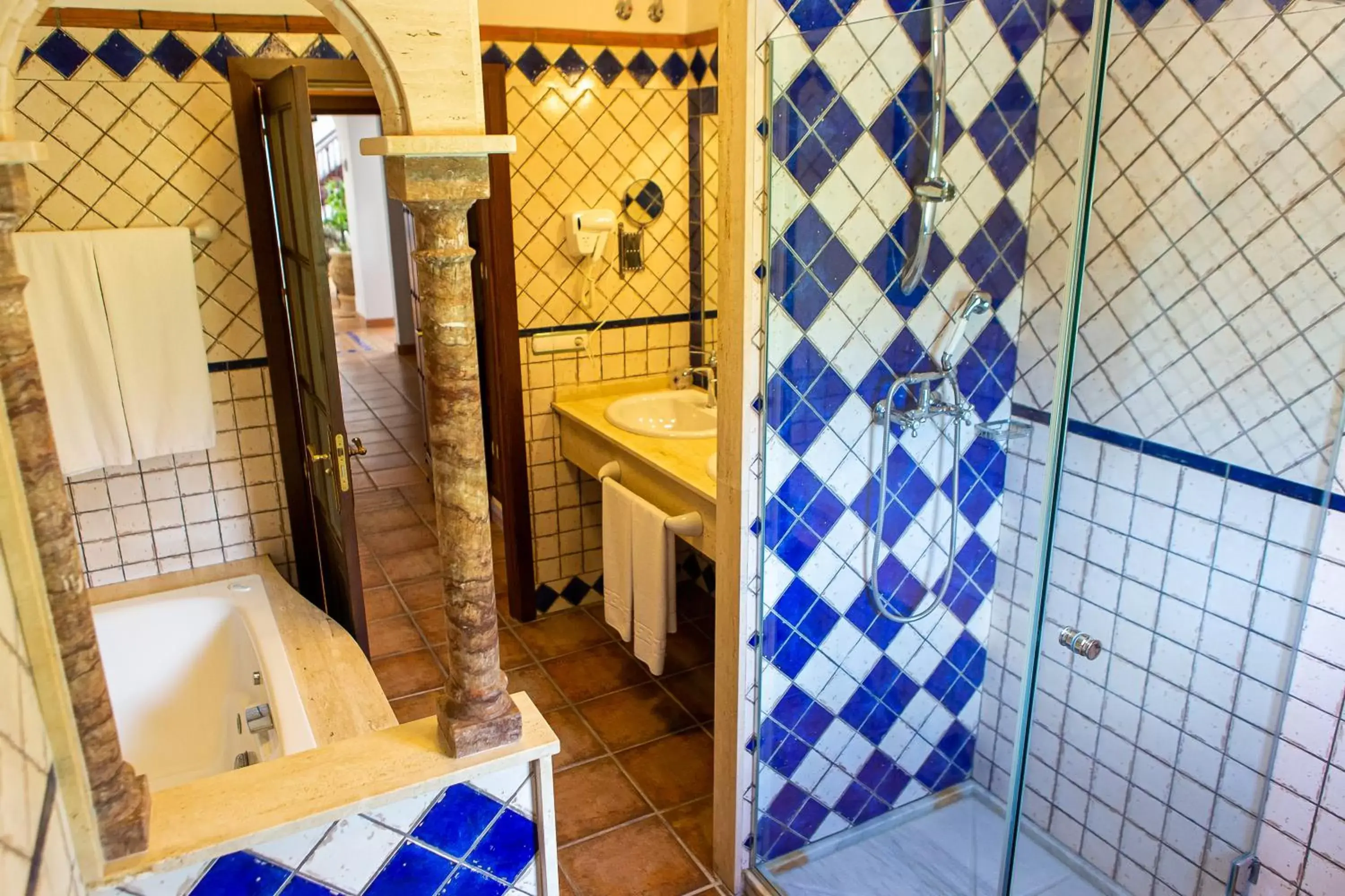 Bathroom in Huerta de las Palomas