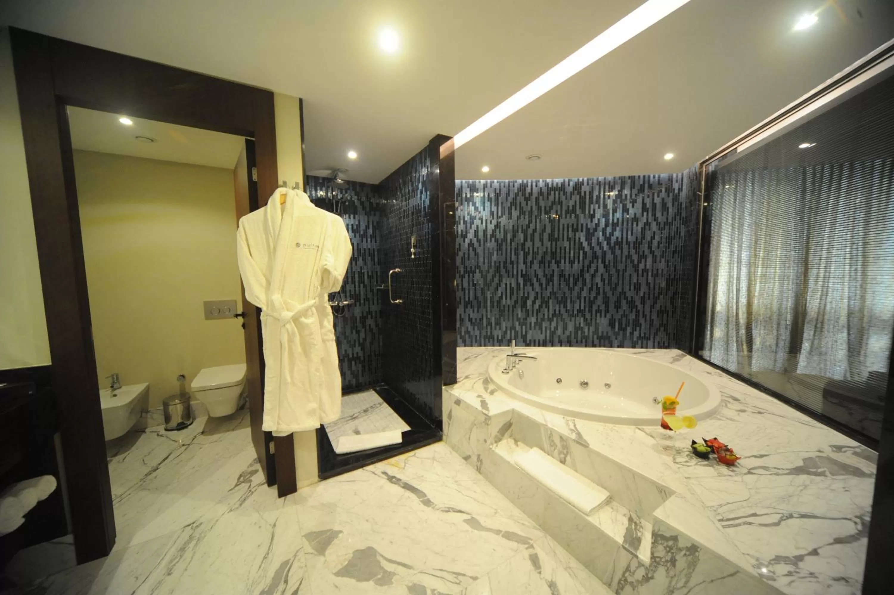 Bed in Pullman Istanbul Hotel & Convention Center