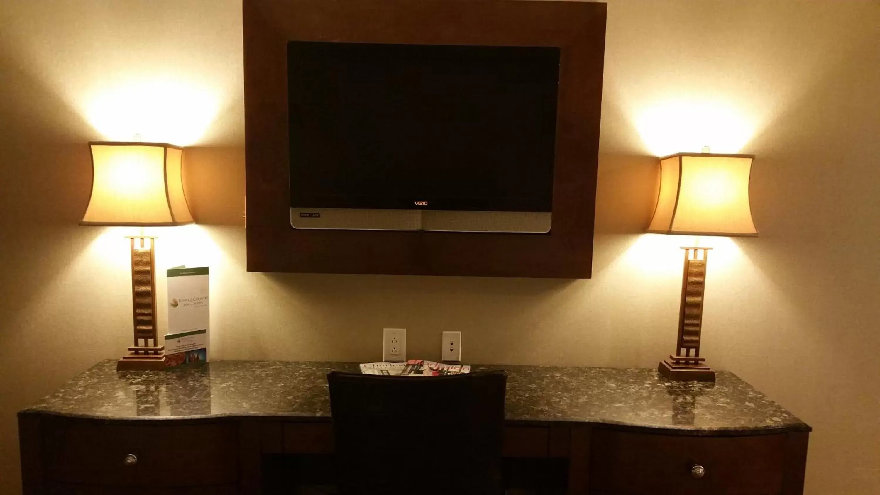 TV and multimedia, TV/Entertainment Center in Town & Country Inn and Suites
