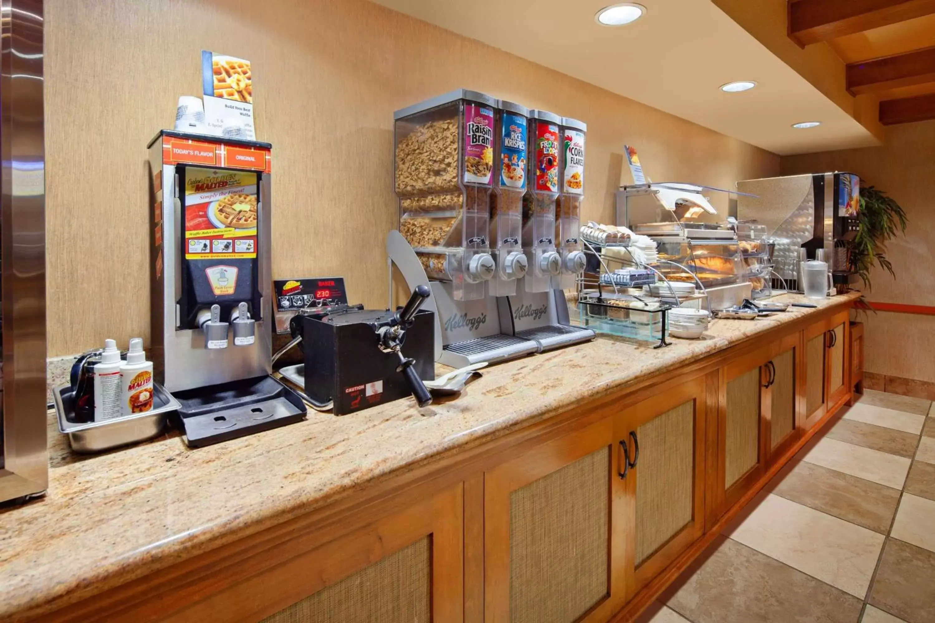 Restaurant/places to eat in Best Western Chula Vista/Otay Valley Hotel