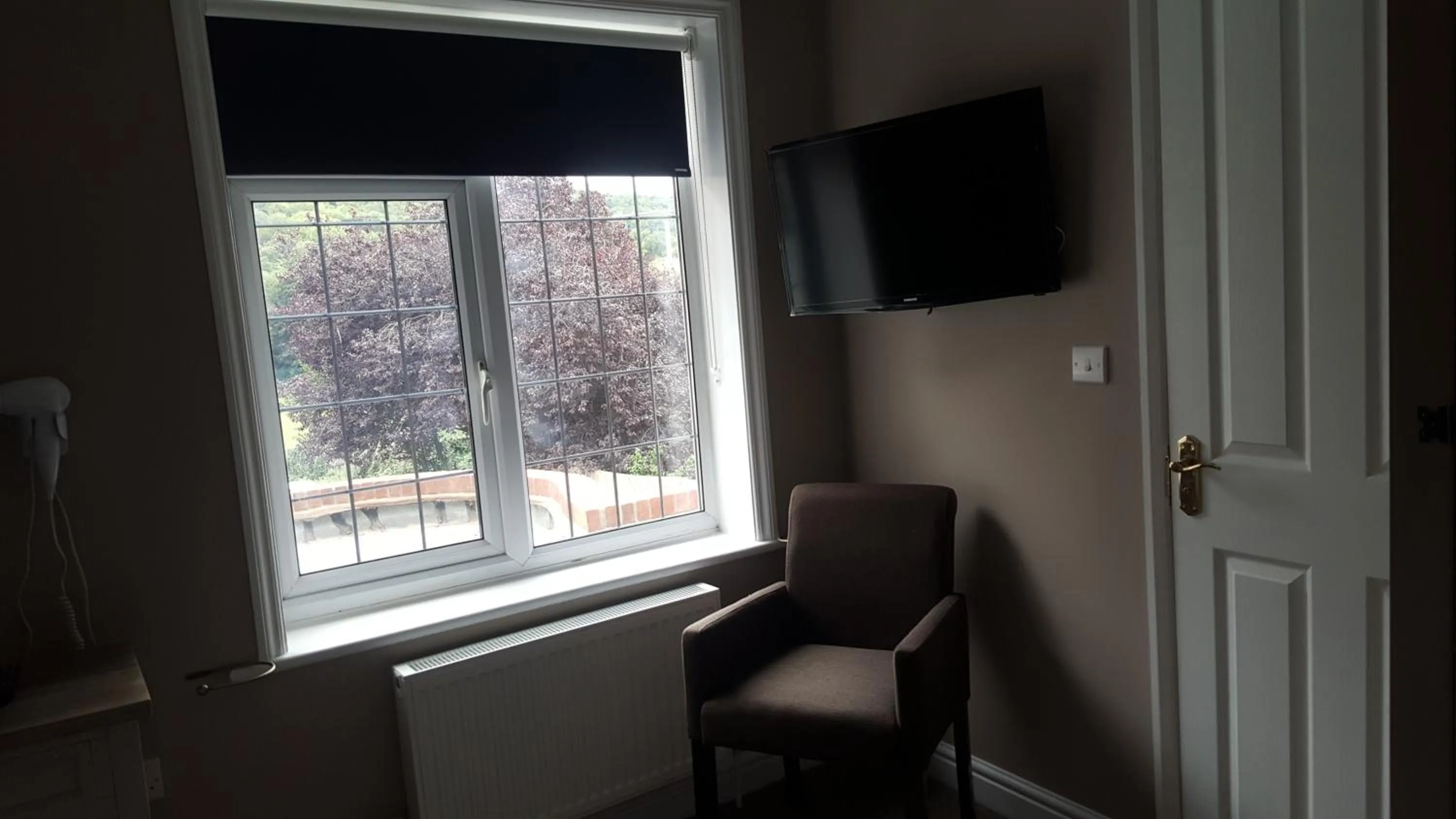 Bedroom in Rye Court Hotel