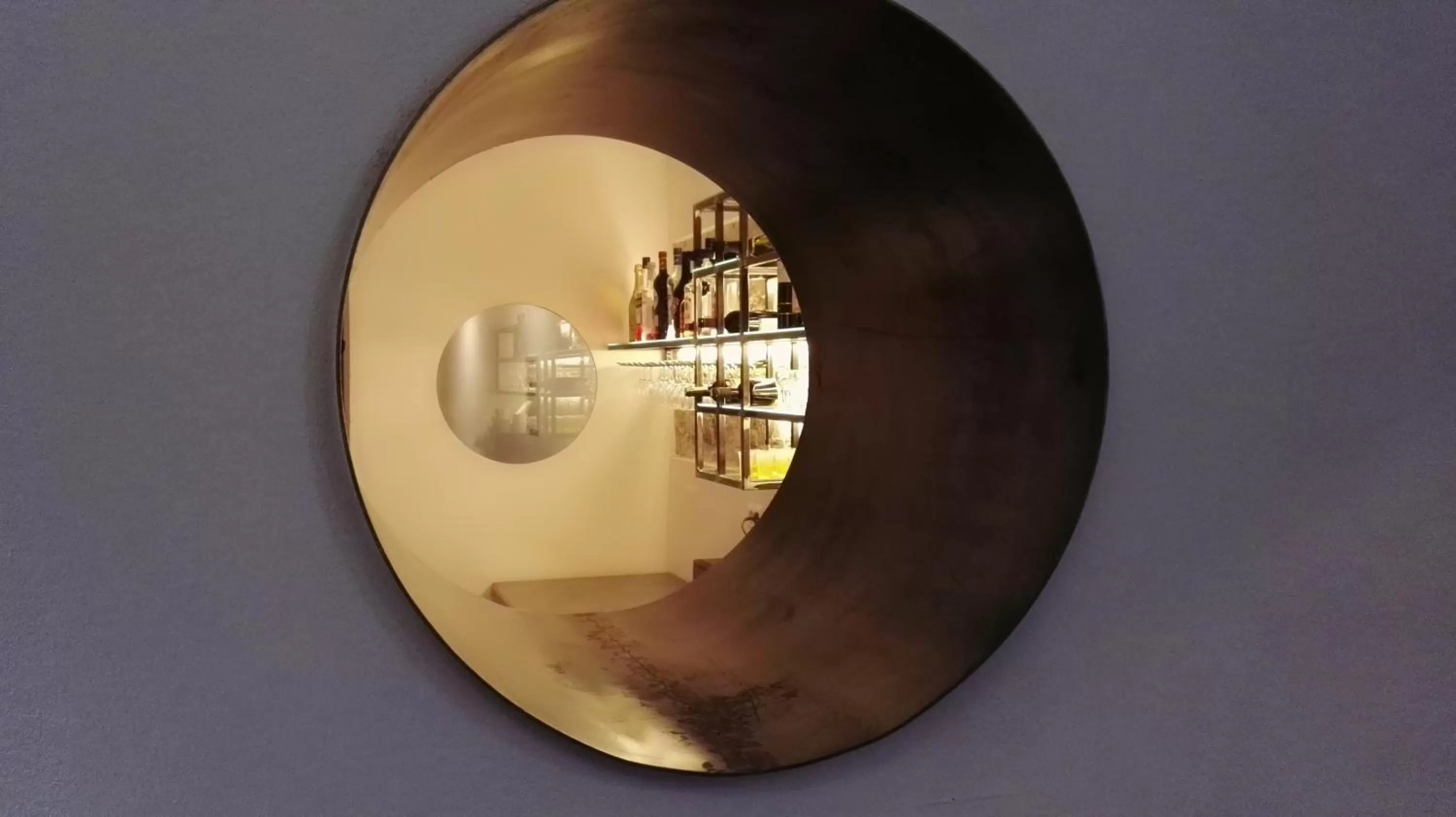 Decorative detail in Ideal City Walk