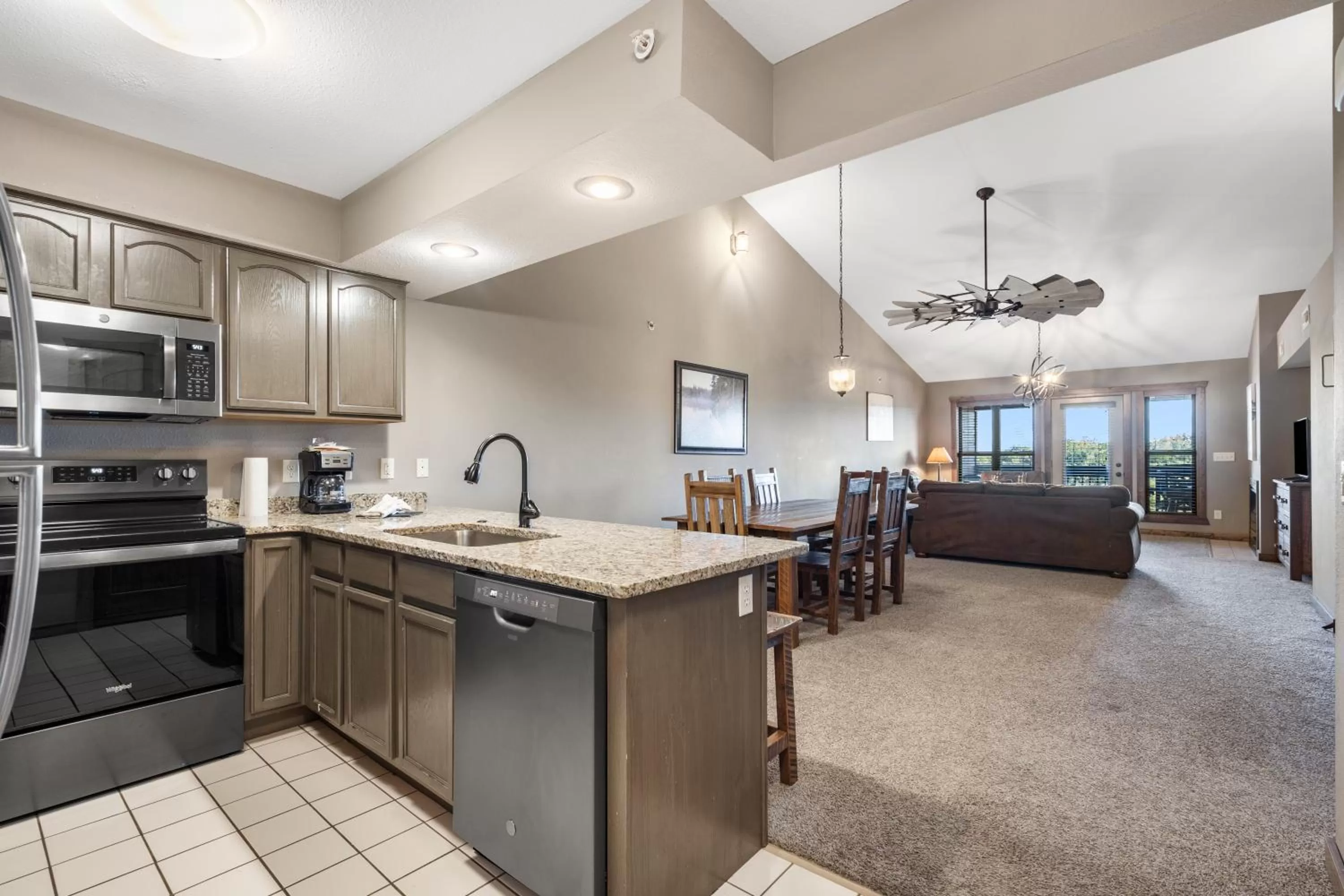 Kitchen or kitchenette in Table Rock Resorts at Indian Point