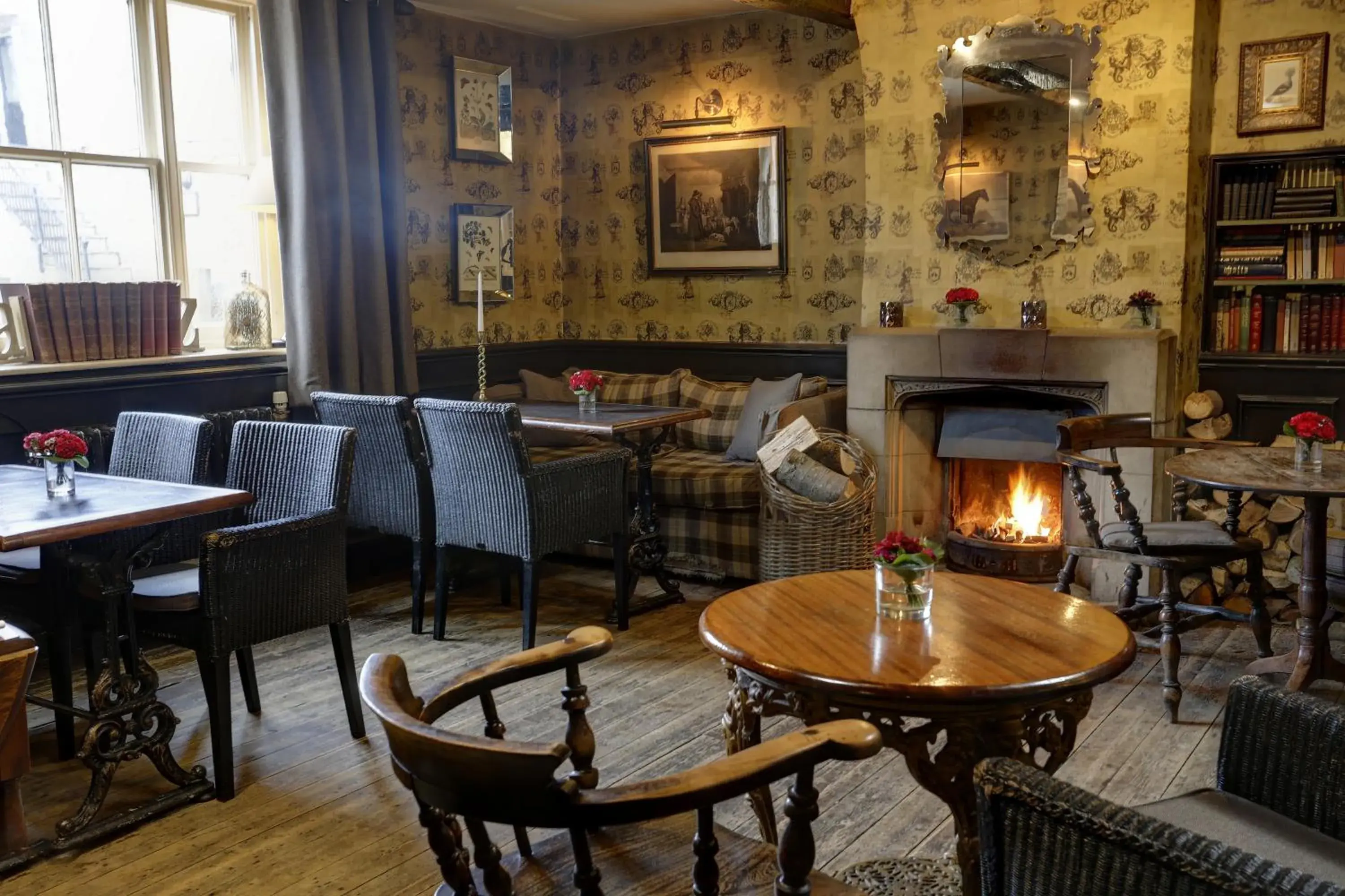 Restaurant/Places to Eat in The Shireburn Arms