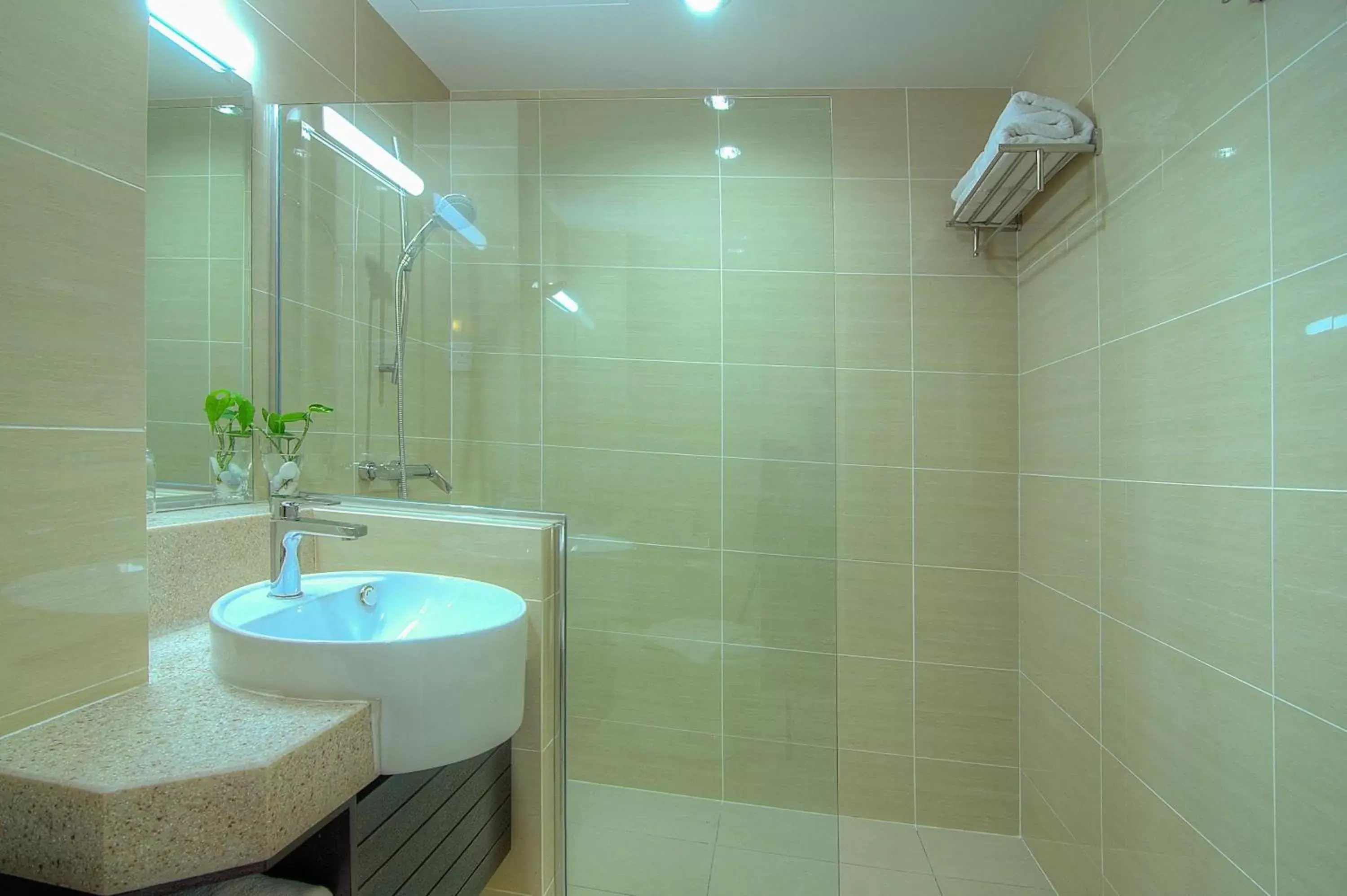 Bathroom in Wedgewood Residences