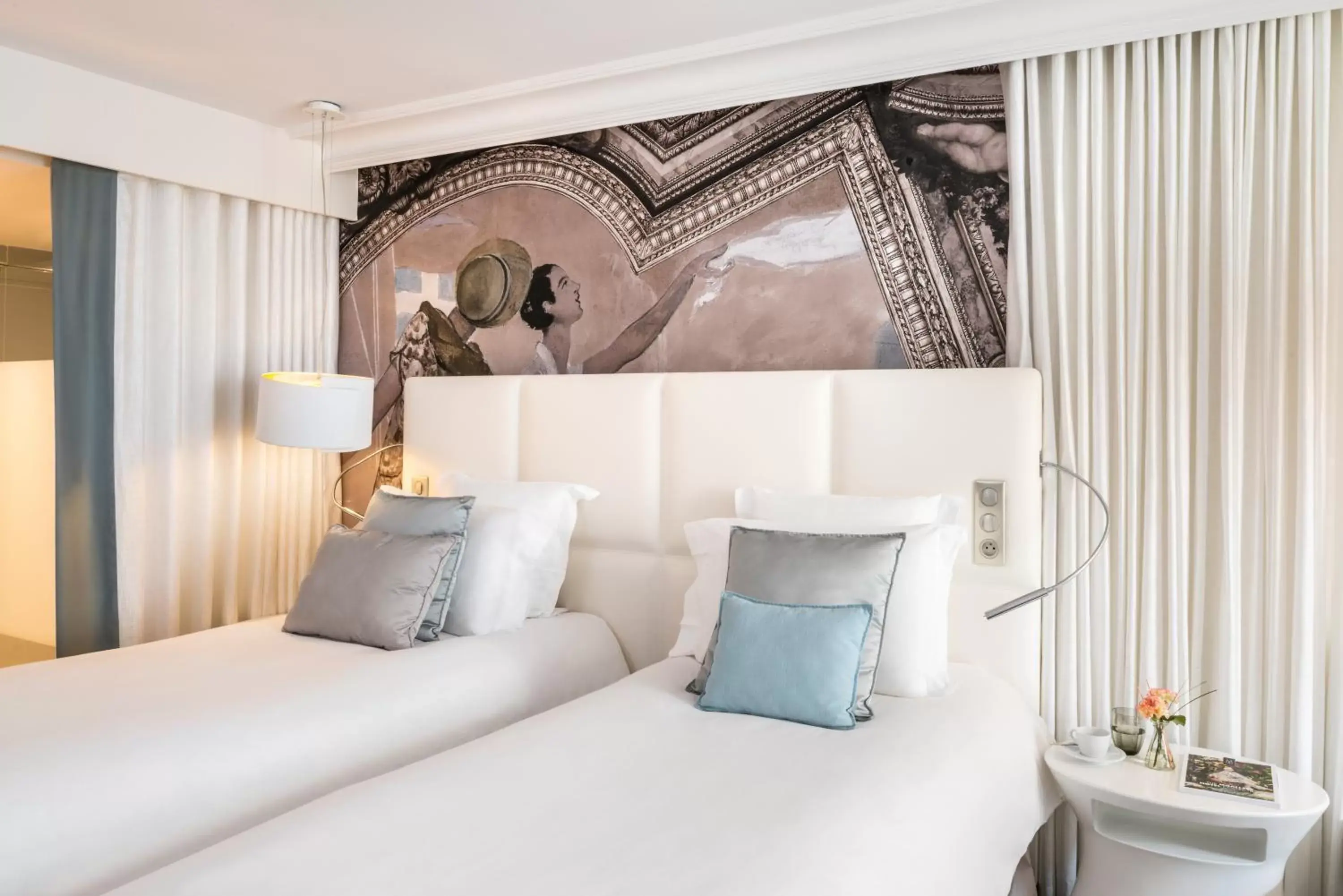 Superior Queen Room in Cures Marines Hotel Thalasso & Spa Trouville - MGallery Collection Superior Queen Room in Cures Marines Hotel Thalasso & Spa Trouville - MGallery Collection