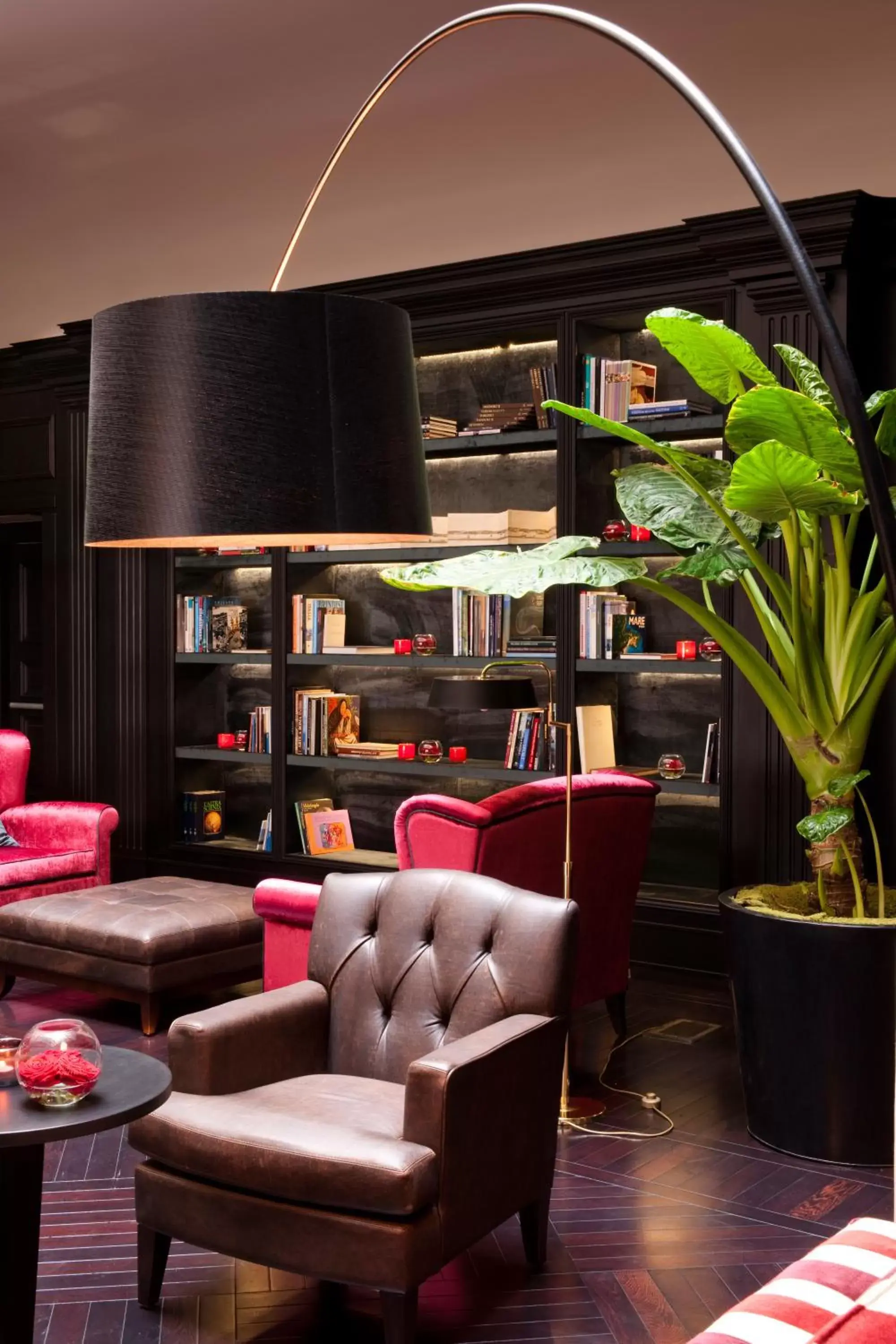 Lounge or bar, Lounge/Bar in Savoia Excelsior Palace Trieste - Starhotels Collezione