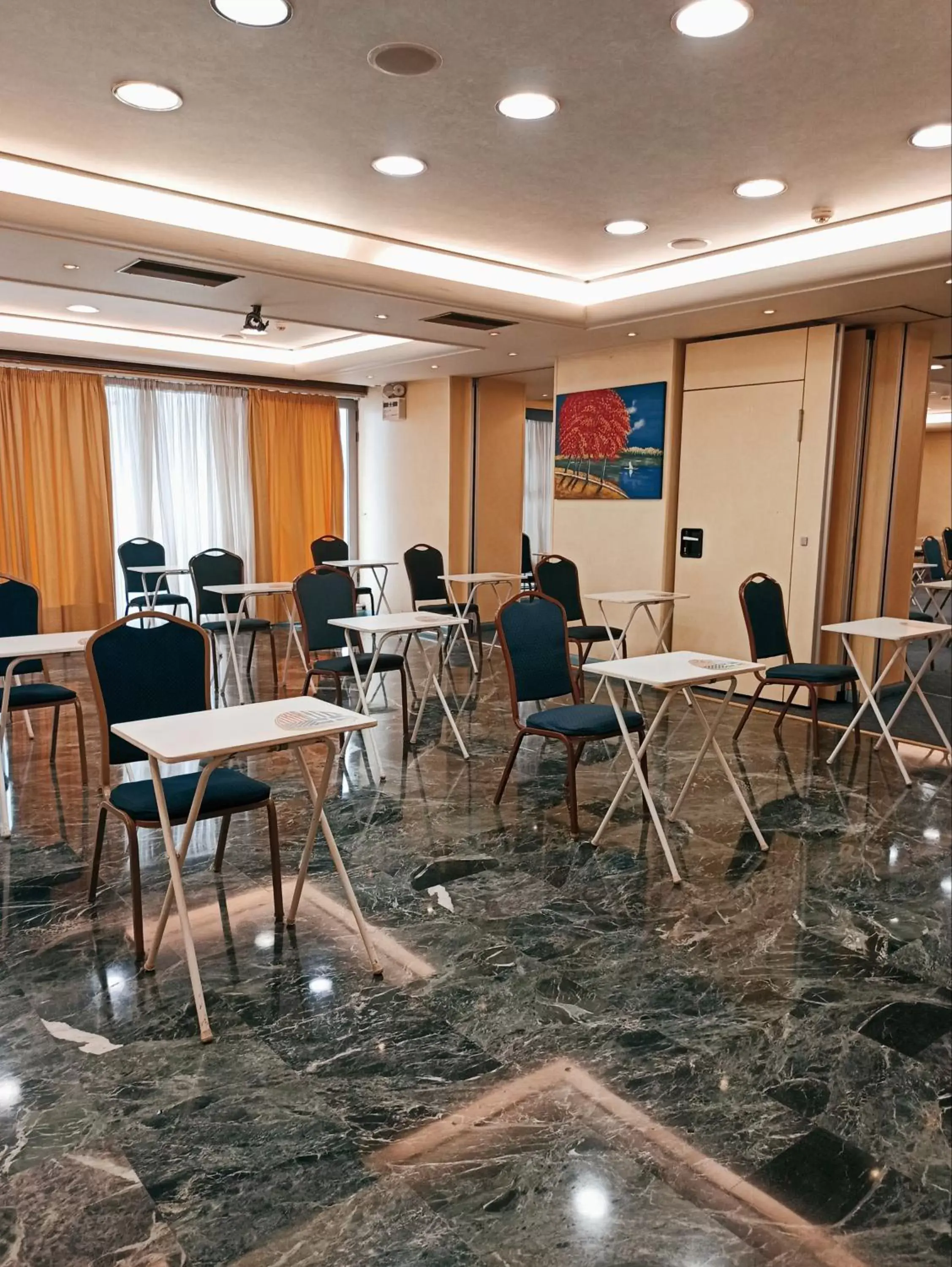 Business facilities in Savoy Hotel