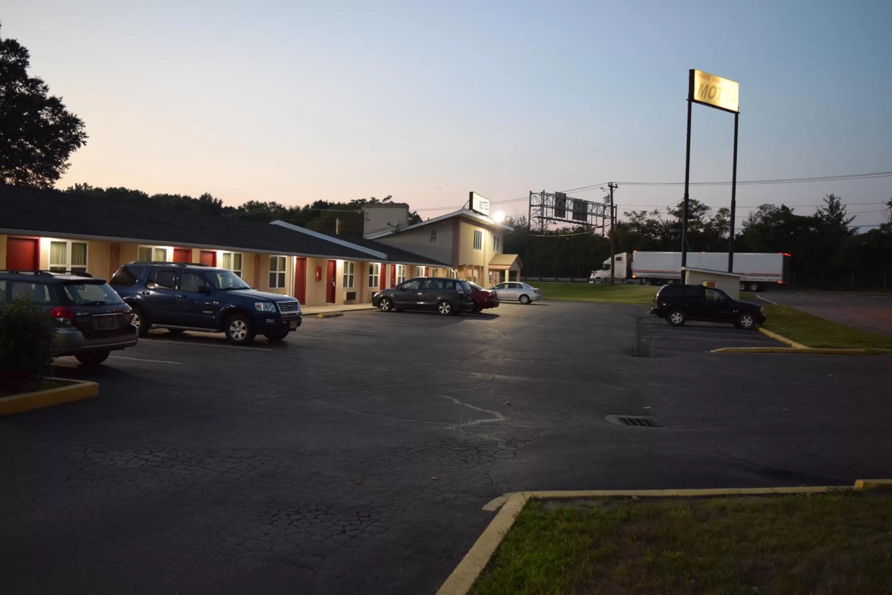 Property building in White Oaks Motel Pennsville/Carneys Point