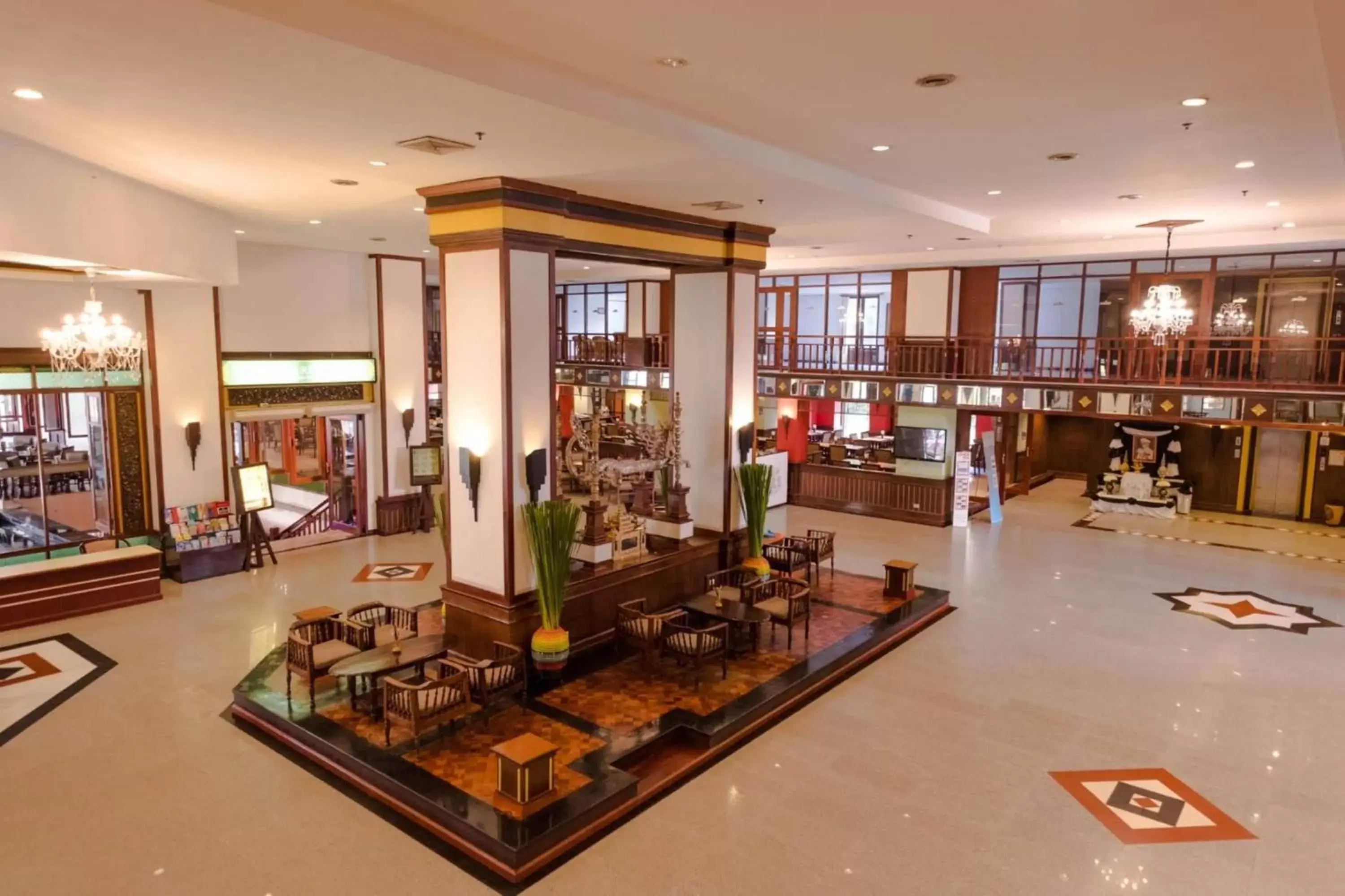 Lobby or reception in Jomtien Thani Hotel