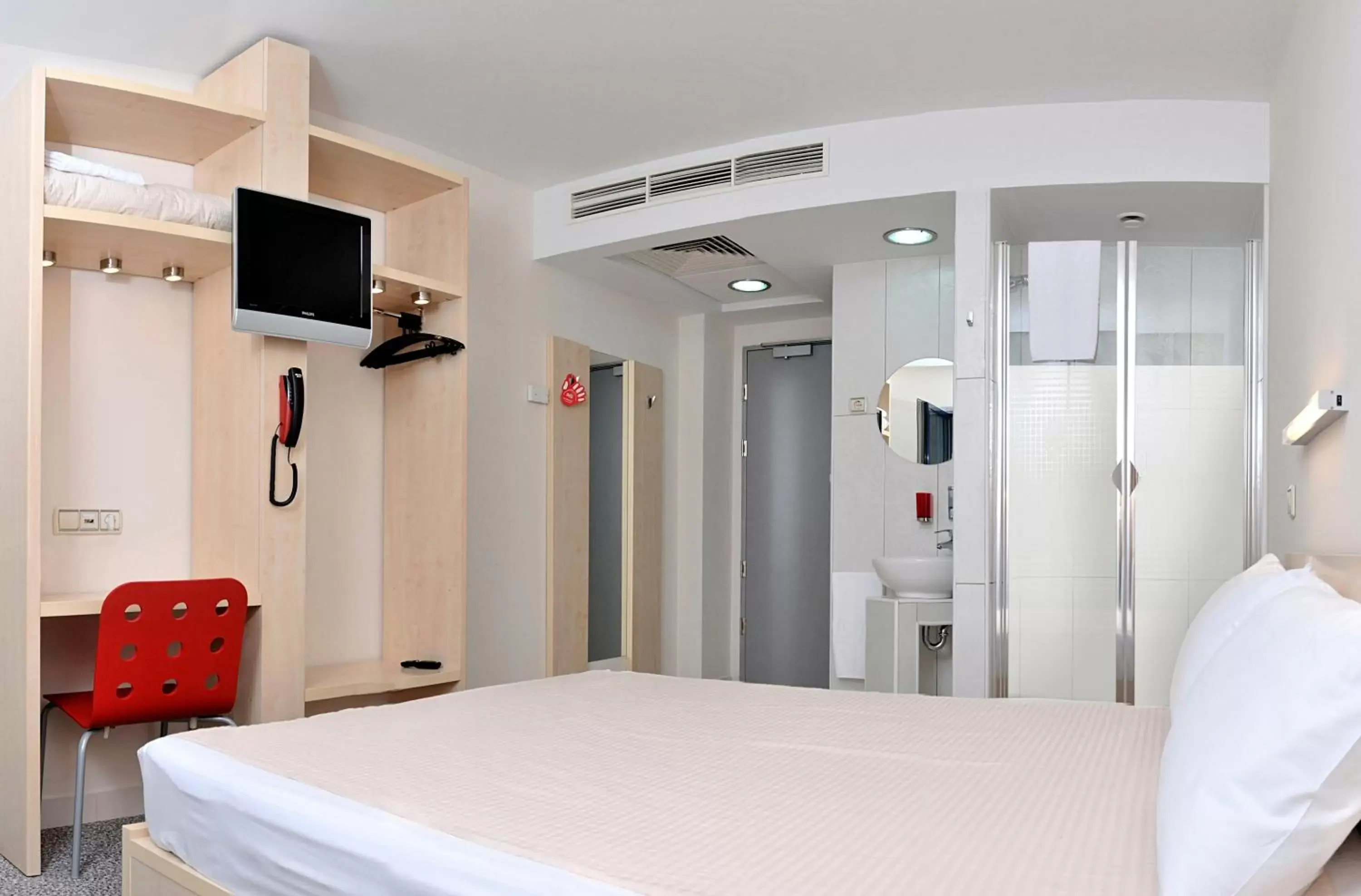 TV and multimedia, Bed in Hello Hotels Gara de Nord