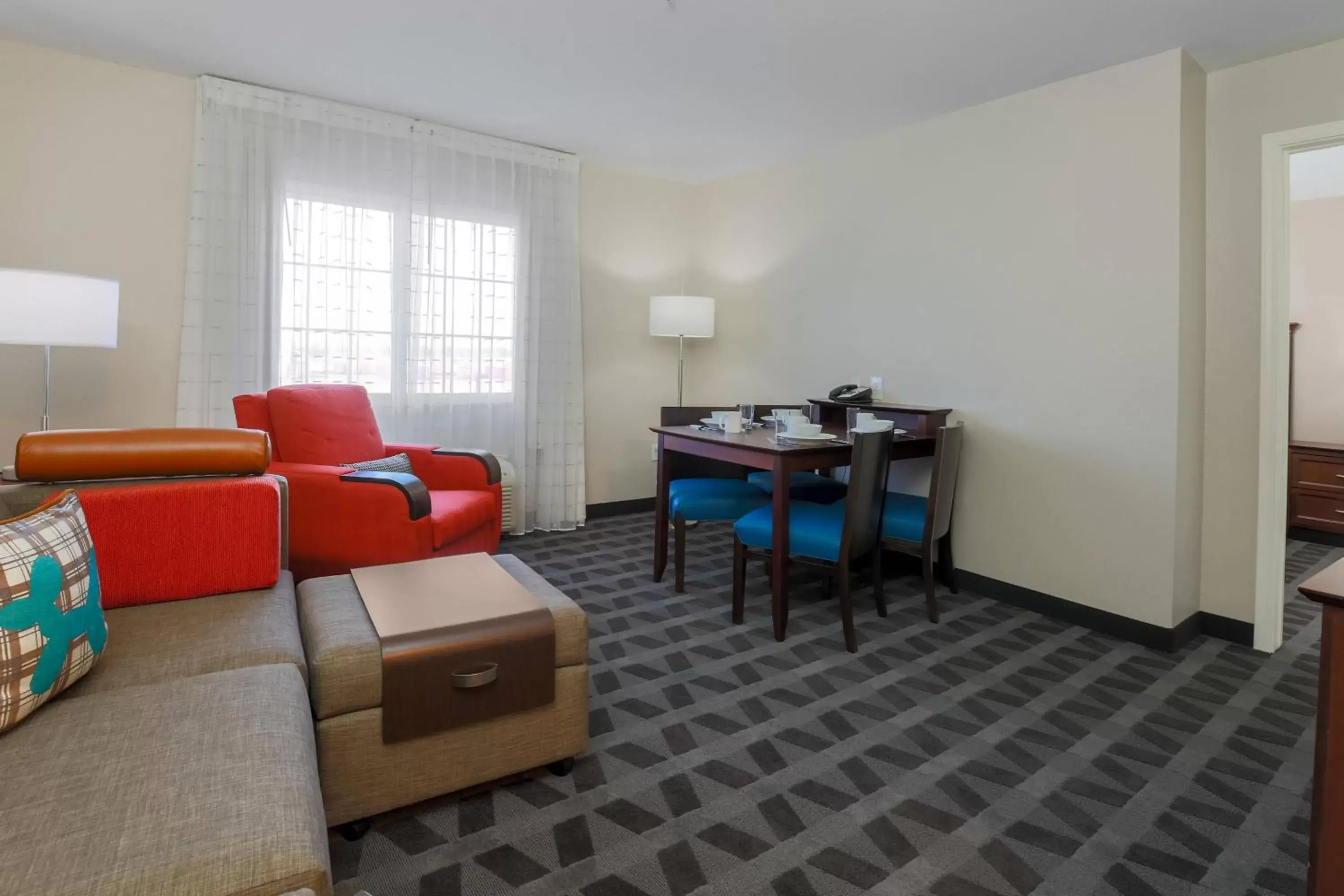 Bedroom, Seating Area in TownePlace Suites El Centro