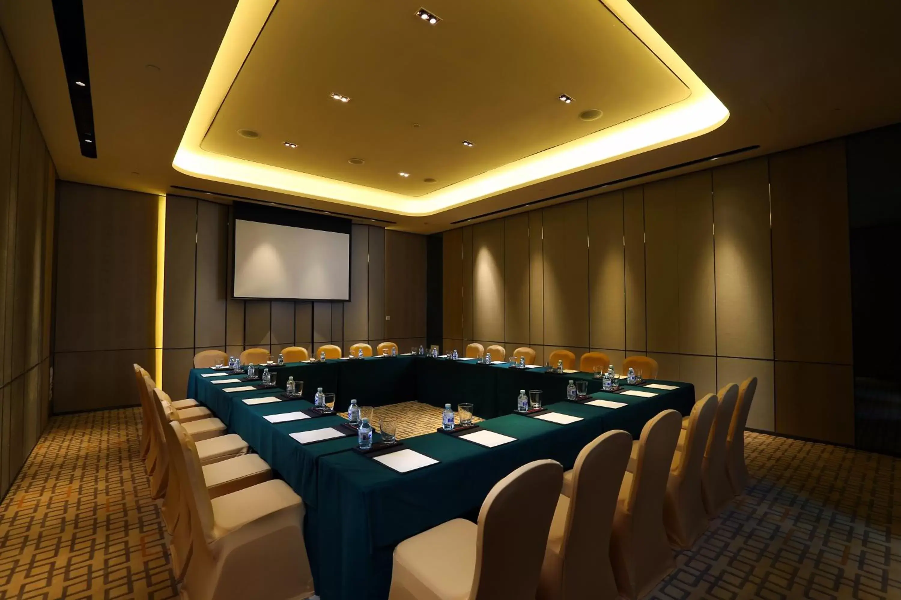 Meeting/conference room, Business Area/Conference Room in Grand Metropark Hotel Beijing