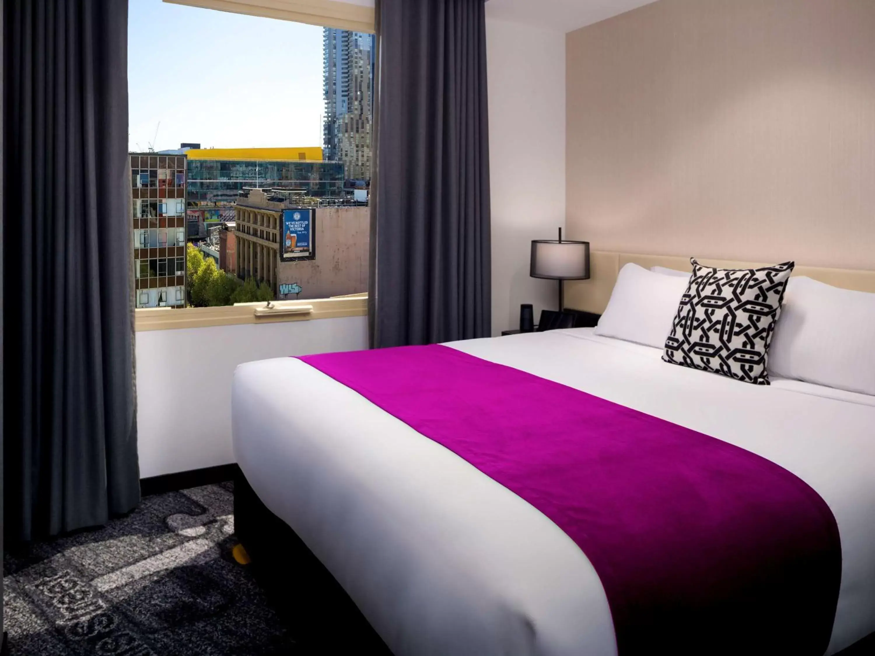 Photo of the whole room, Bed in Pullman Melbourne on Swanston