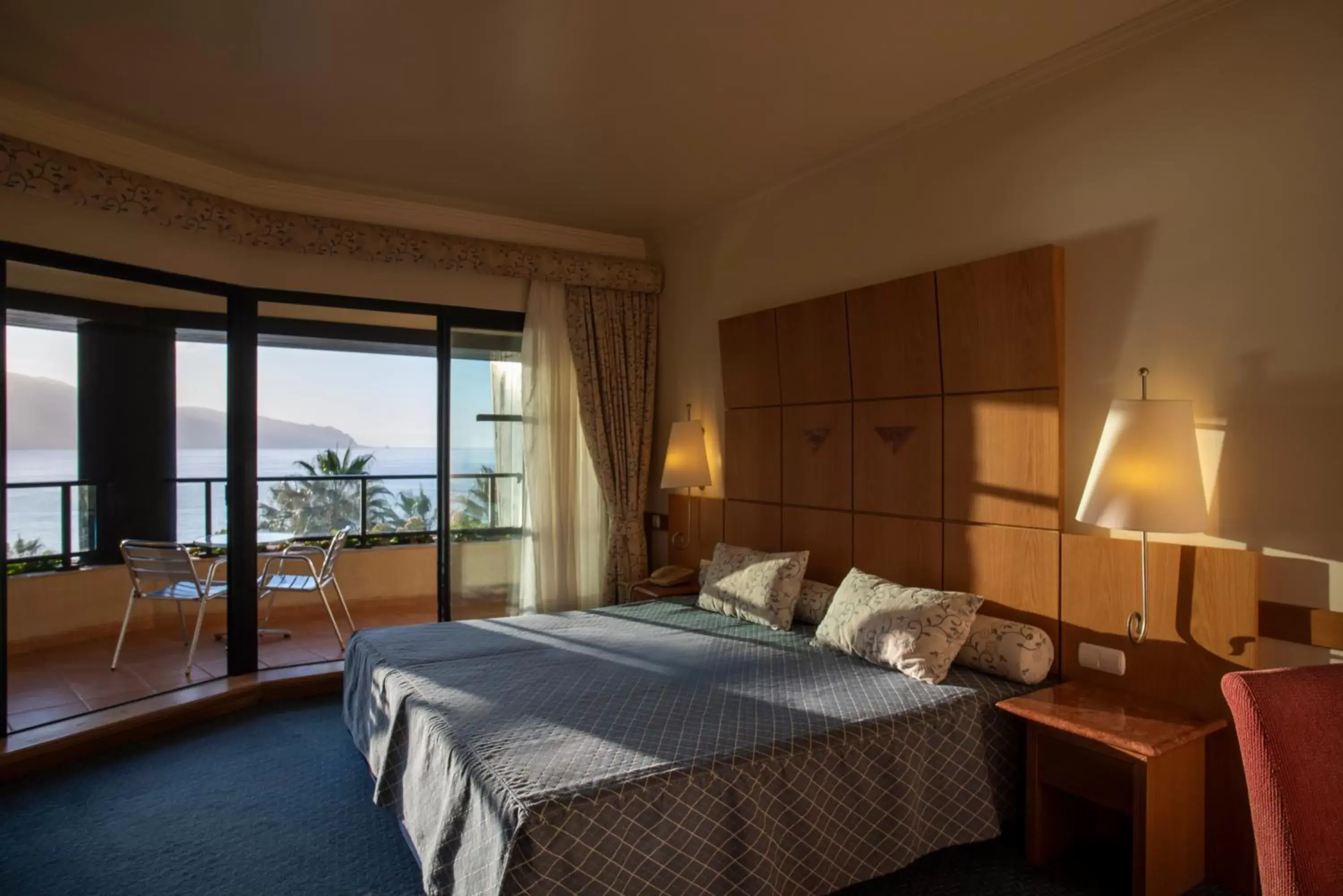 Bedroom, Bed in Monte Mar Palace Hotel