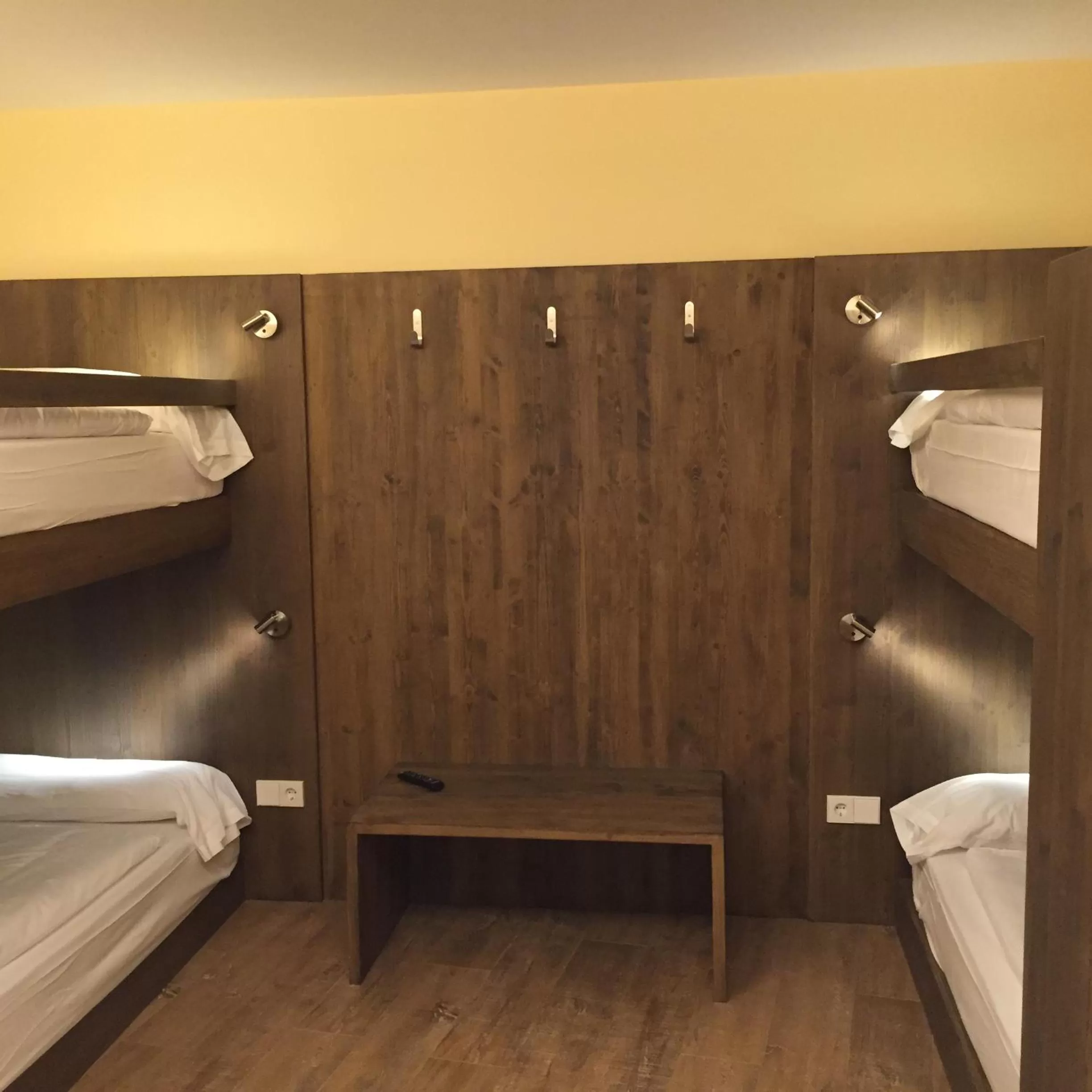 Bedroom, Bed in Hotel L’Ermita B&B