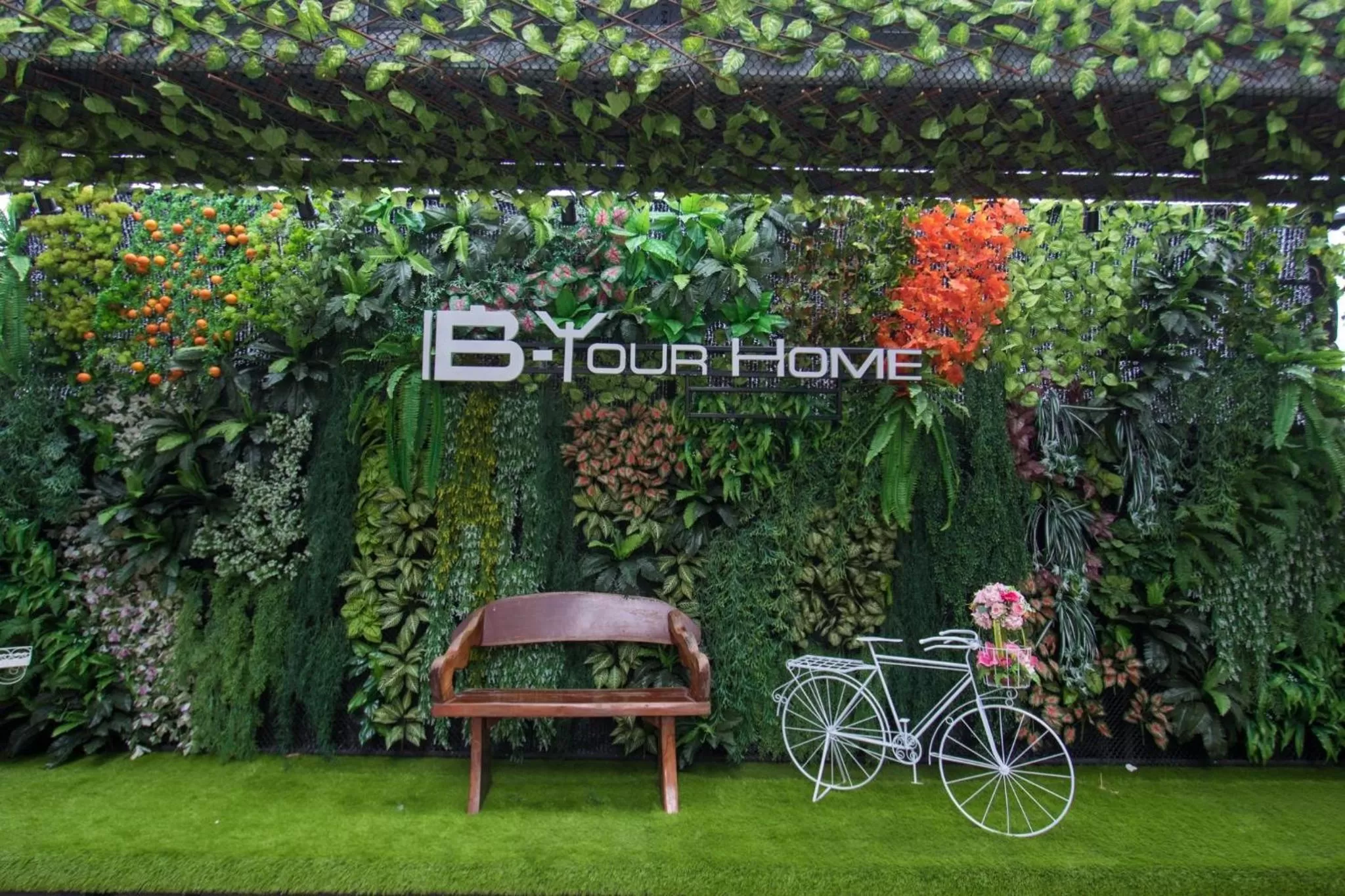 Garden in B-your home Hotel Don Mueang Airport Bangkok 如你家酒店