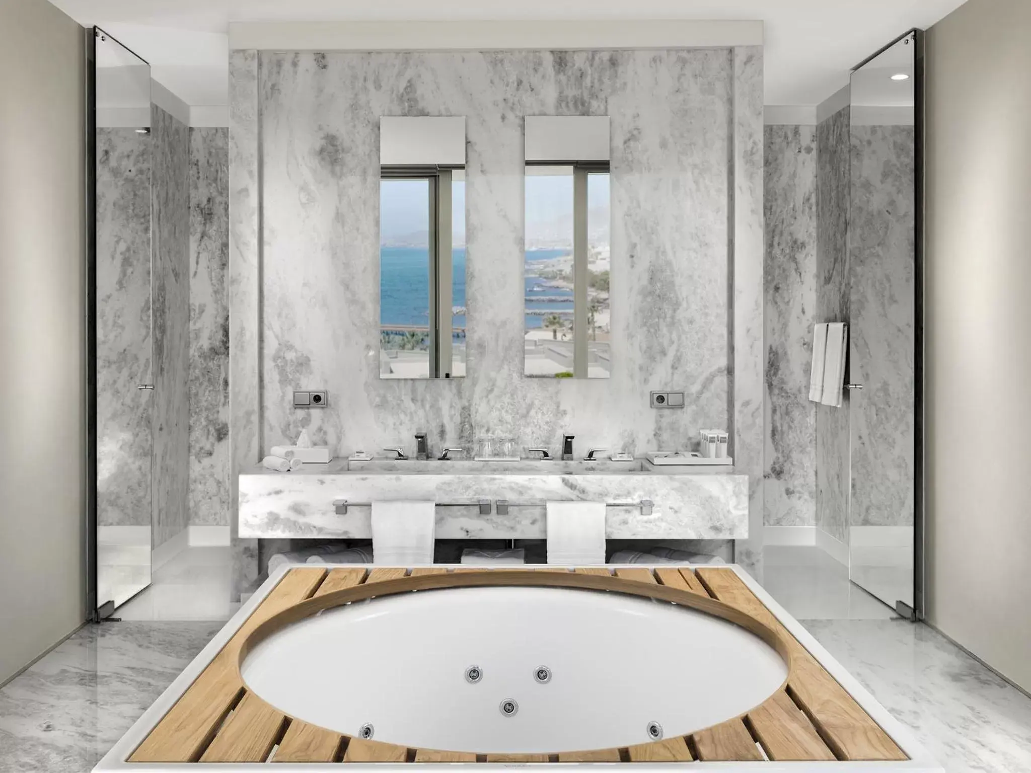 Bathroom in Swissôtel Resort Bodrum Beach