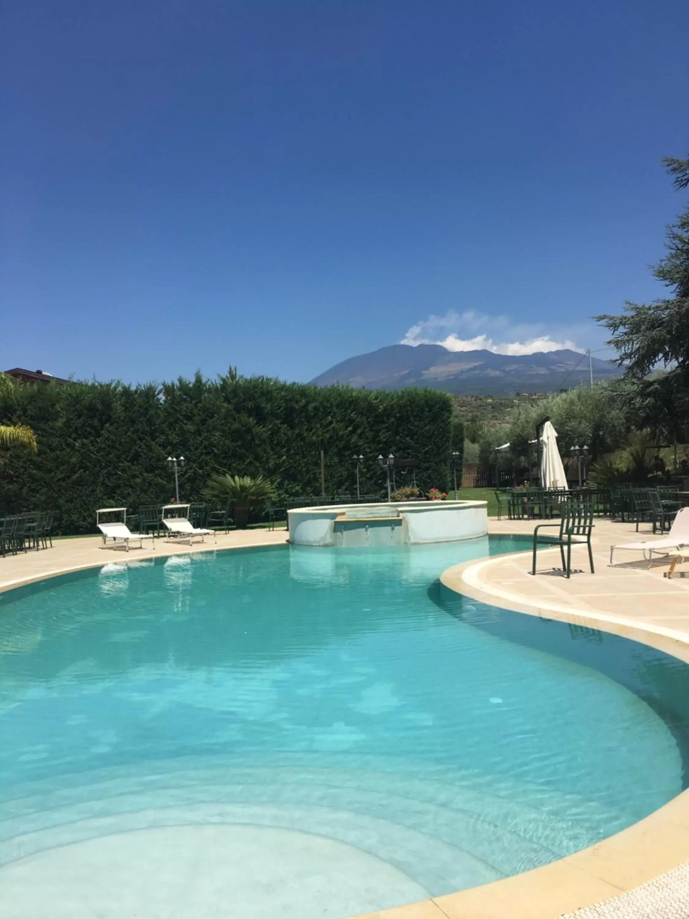 Mountain view, Swimming Pool in Hotel Ristorante Paradise