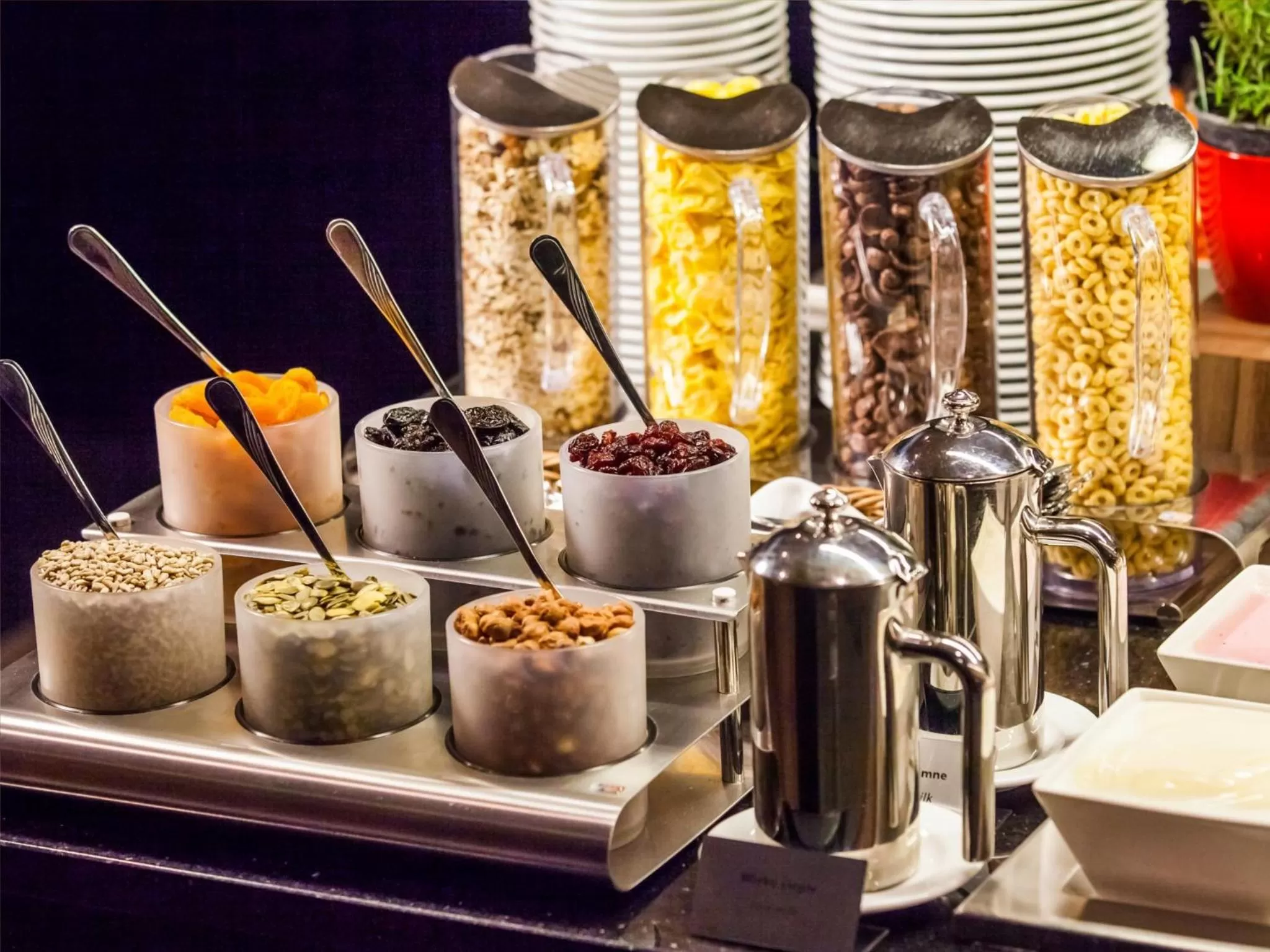 Restaurant/places to eat in Qubus Hotel Wrocław