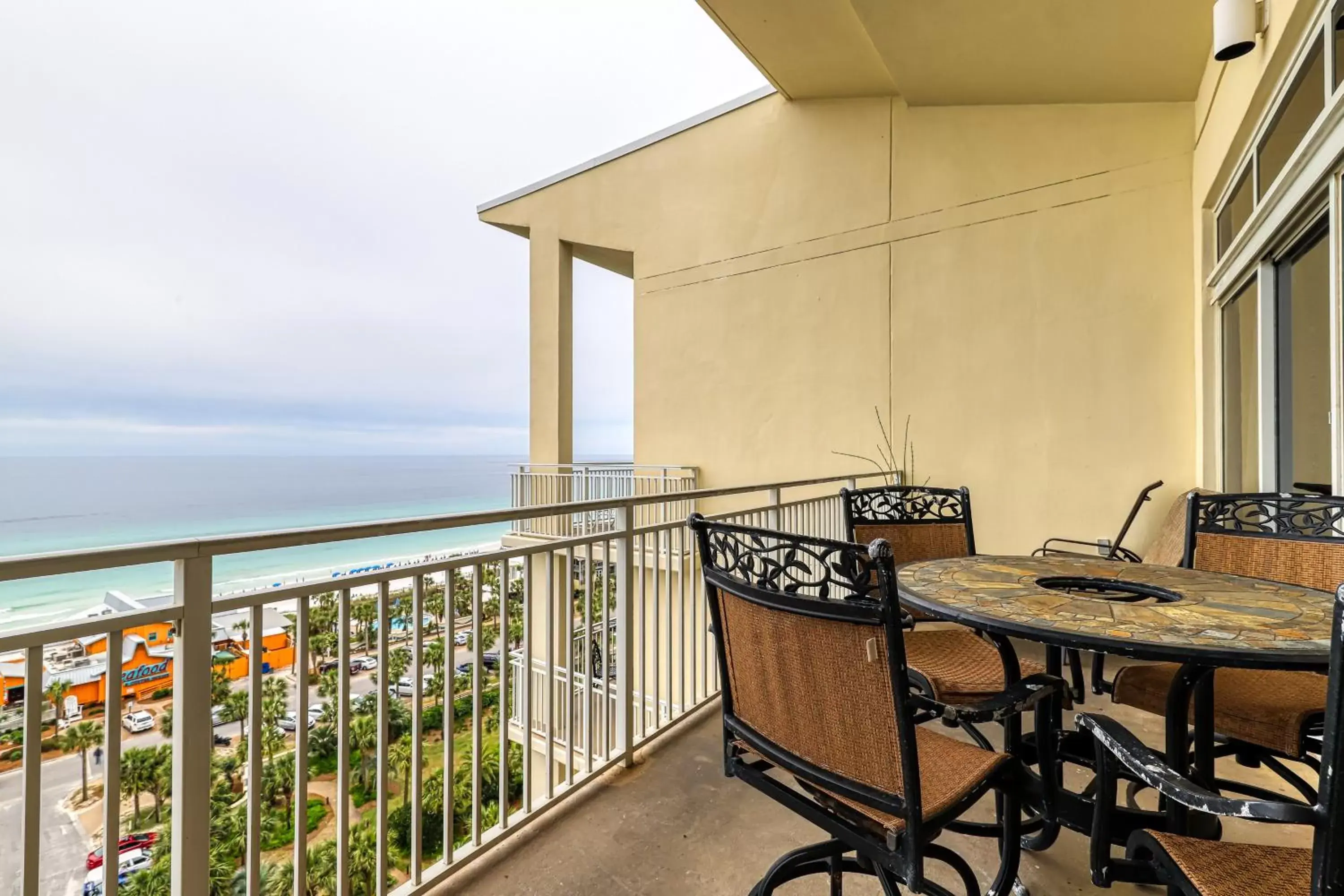 Three Bedroom Apartment in Sterling Shores Three Bedroom Apartment in Sterling Shores